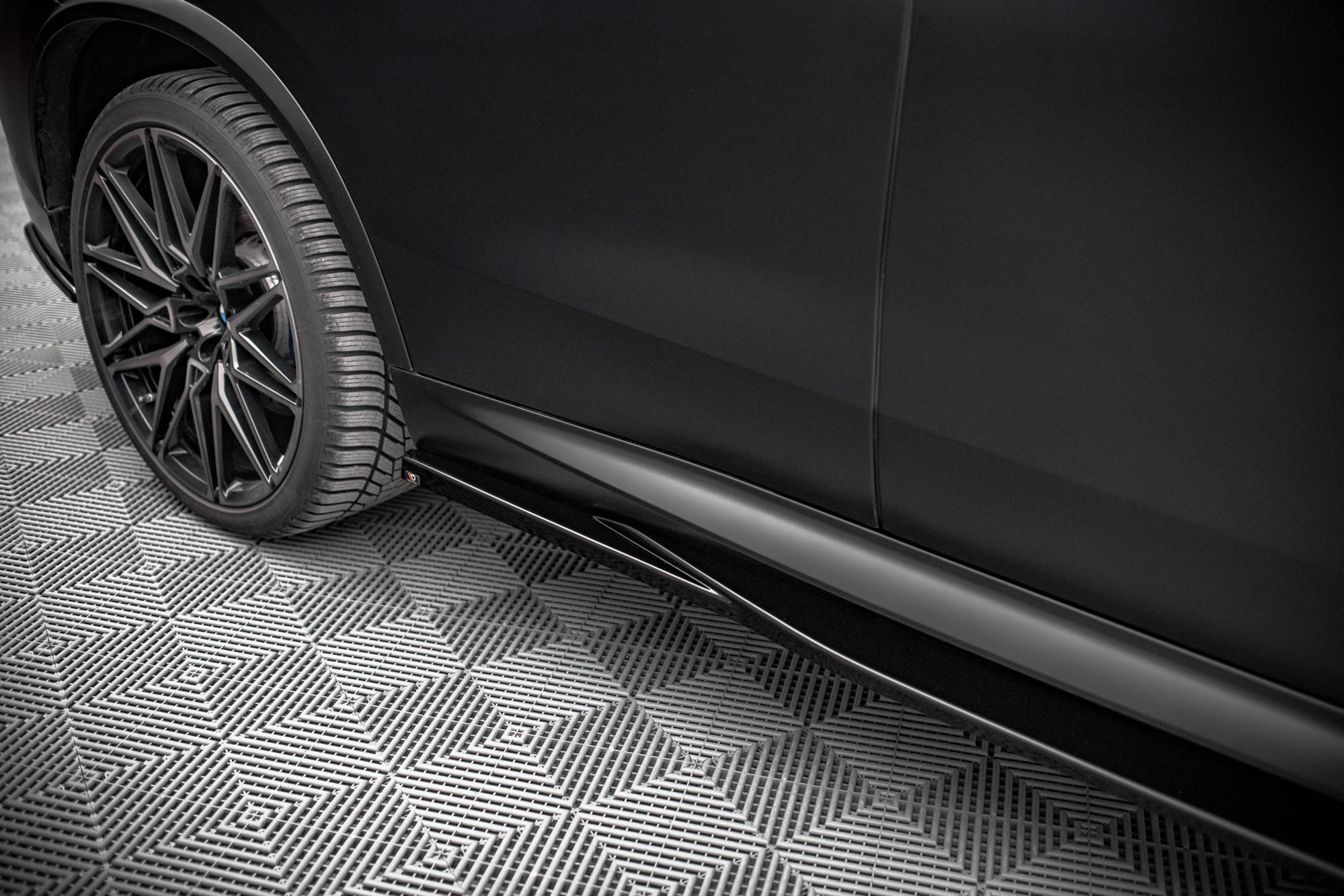 Street+ Seitenschweller Leisten passend für BMW X5M F95 / F95 FL schwarz Hochglanz