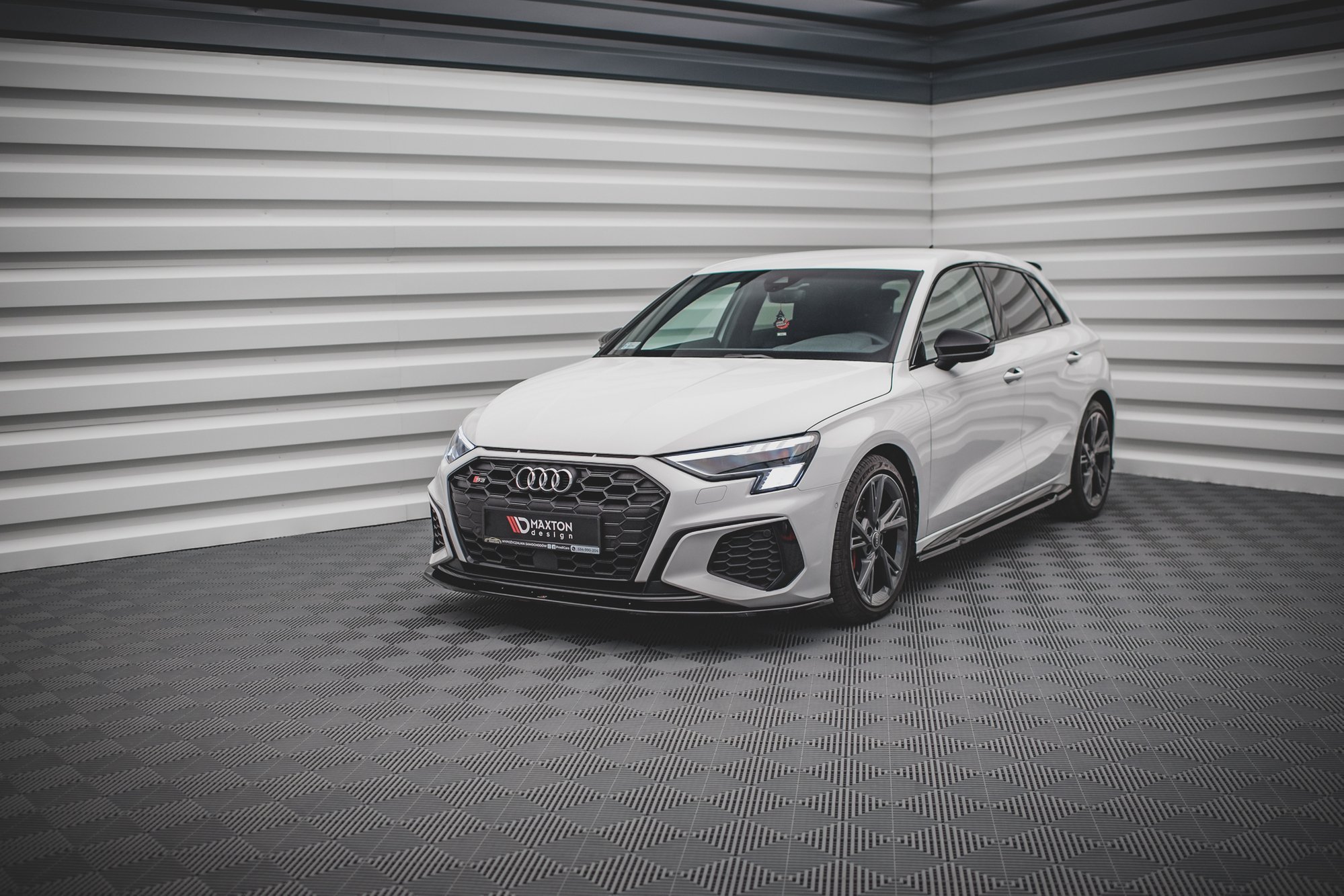 Street+ Spoilerlippe Front Ansatz V.1 passend für Audi S3 / A3 S-Line 8Y schwarz Hochglanz