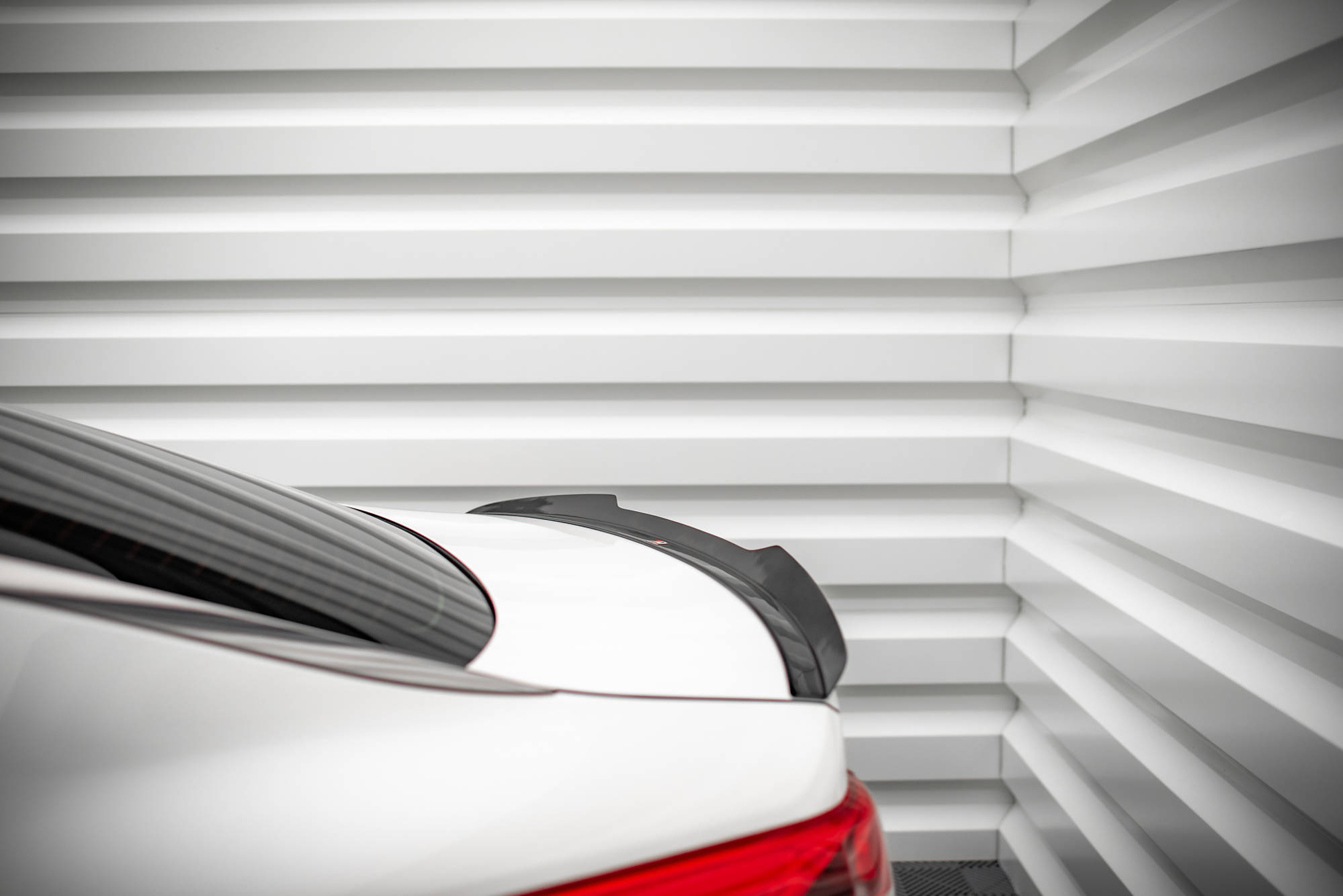 Heck Spoiler Aufsatz Abrisskante passend für Kia Optima Mk4 schwarz Hochglanz