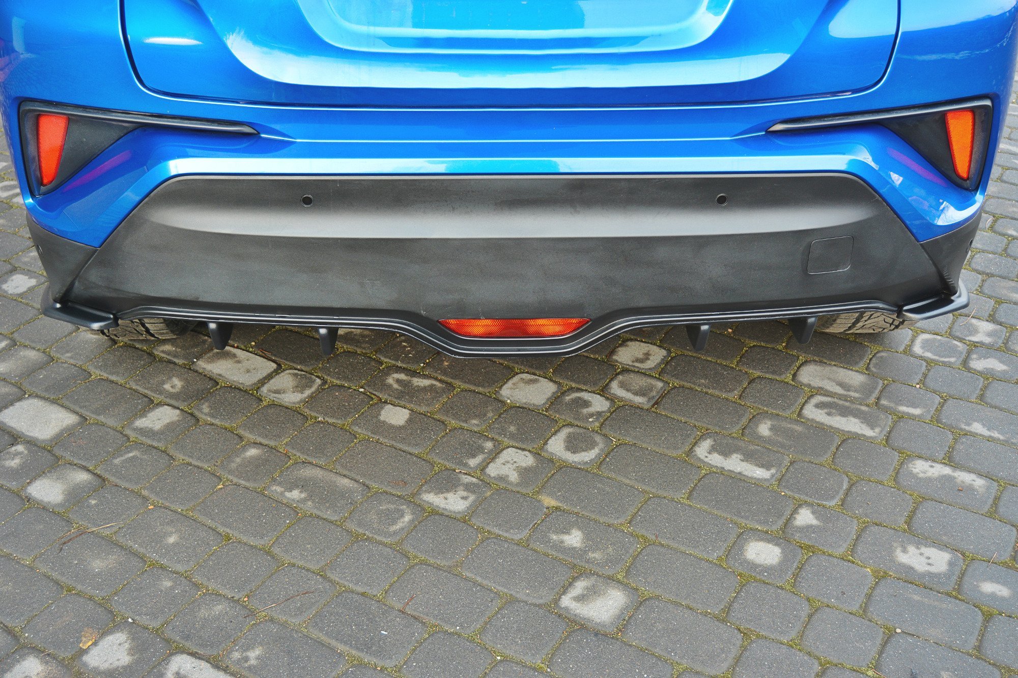 Diffusor Heck Ansatz für TOYOTA C-HR schwarz Hochglanz