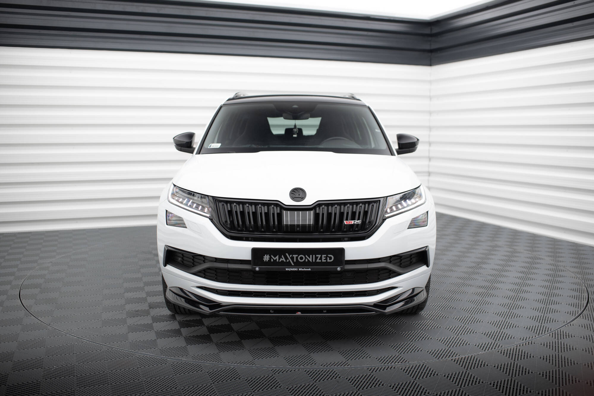 Front Ansatz für Skoda Kodiaq Mk1 Sportline/RS schwarz Hochglanz