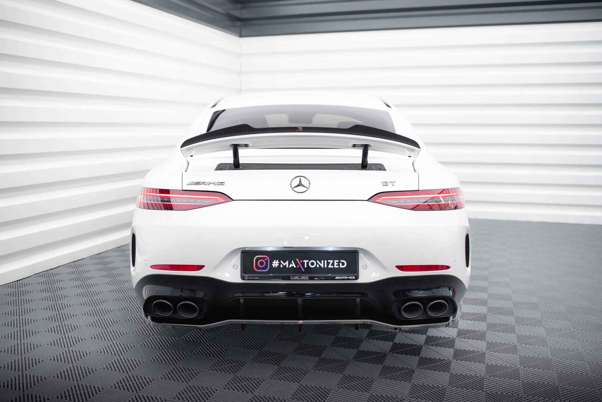 Heck Spoiler Aufsatz Abrisskante passend für Mercedes-AMG GT 53 / 43 V8 Package 4 Door-Coupe X290 schwarz Hochglanz