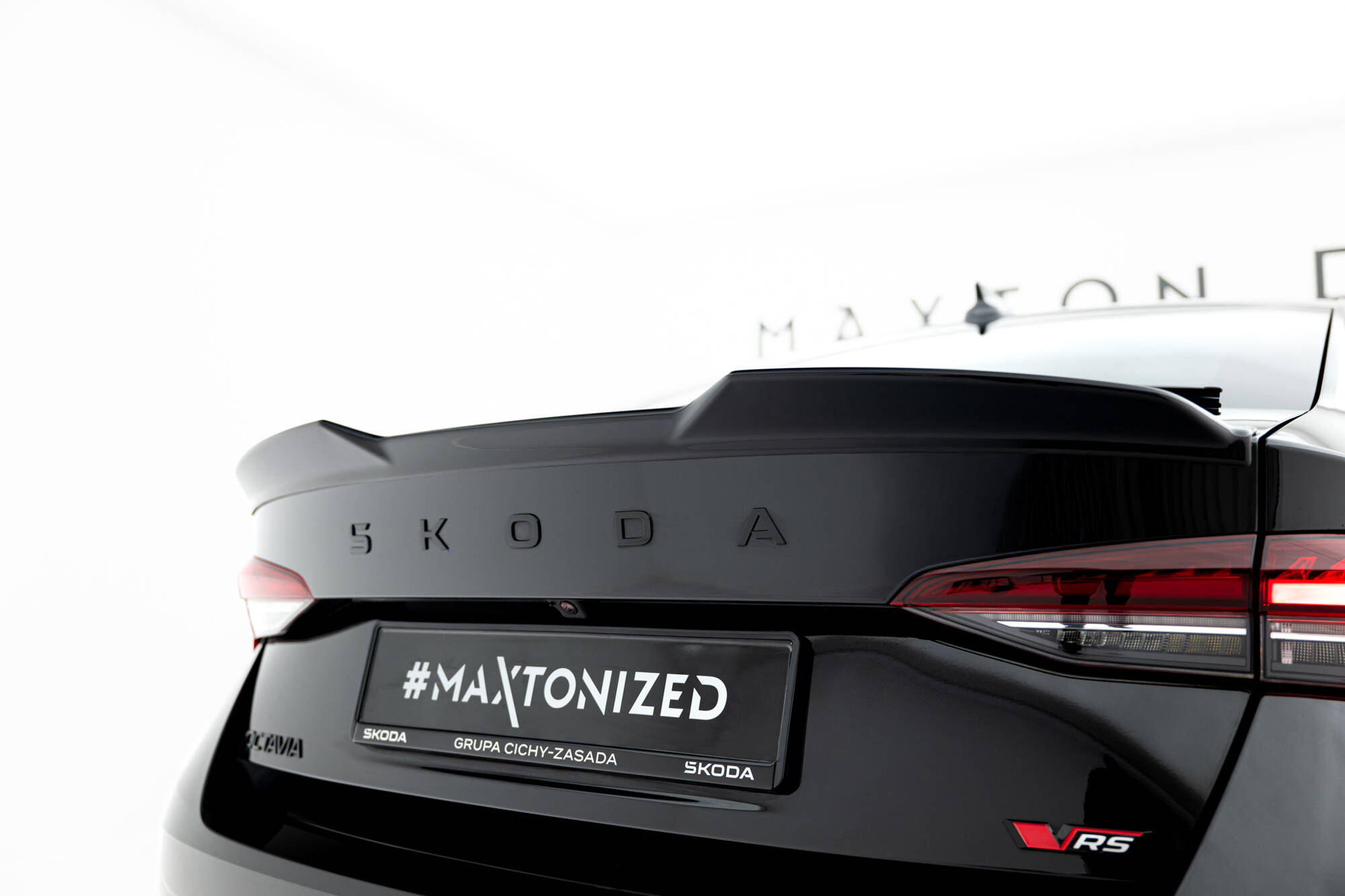Heck Spoiler Aufsatz Abrisskante 3D passend für Skoda Octavia RS / Sportline / Standard Liftback MK4 / Mk4 FL schwarz Hochglanz