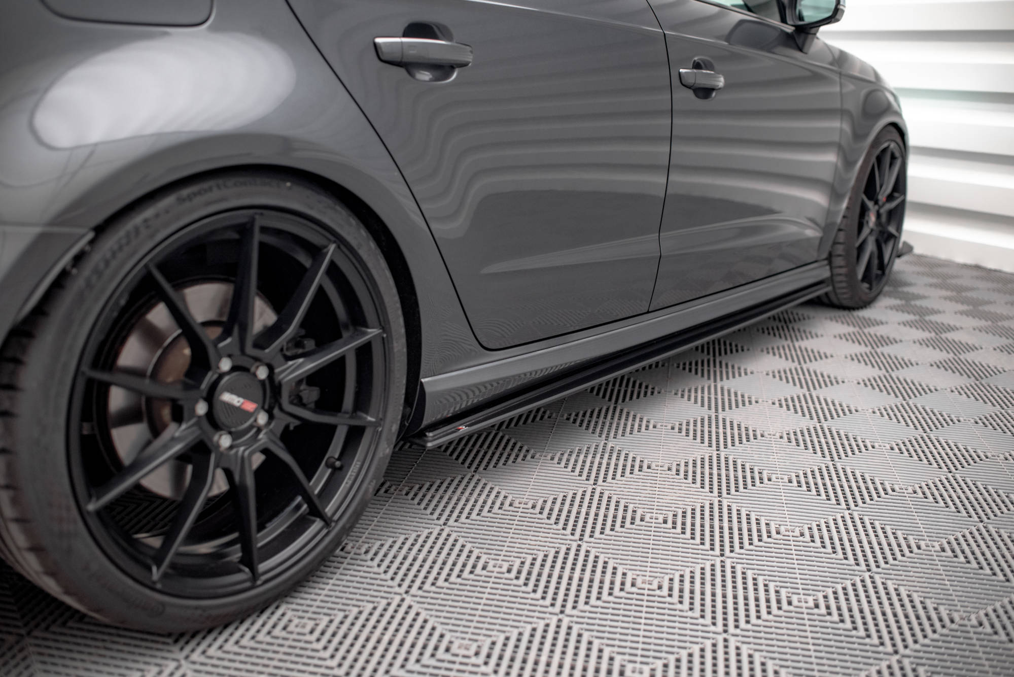 Street Pro Seitenschweller Leisten passend für Audi S3 Sportback 8V FL rot