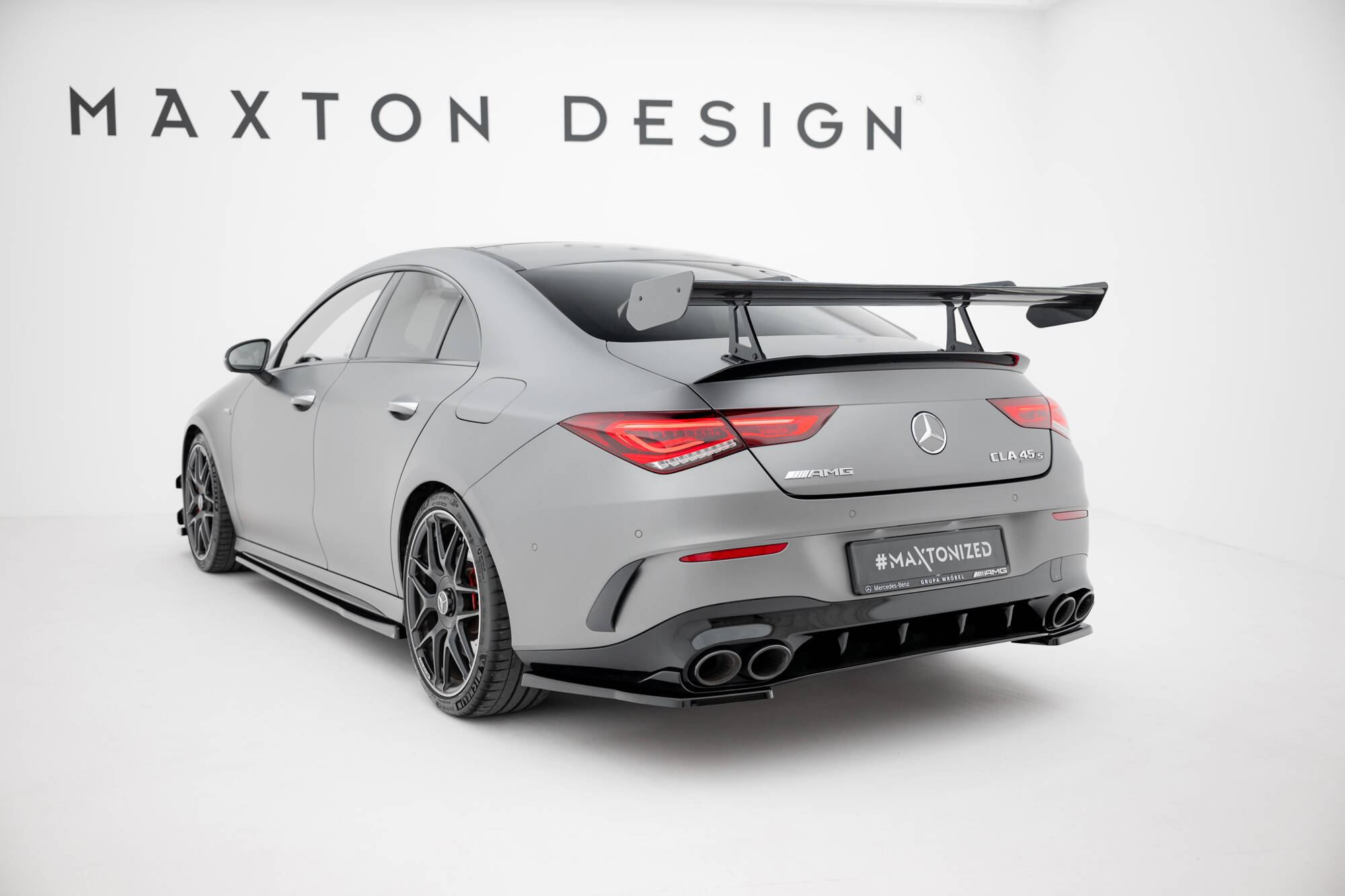 Carbon Heck Spoiler Heckflügel mit Schwan Halterung passend für Mercedes CLA Coupe C118 / C118 FL