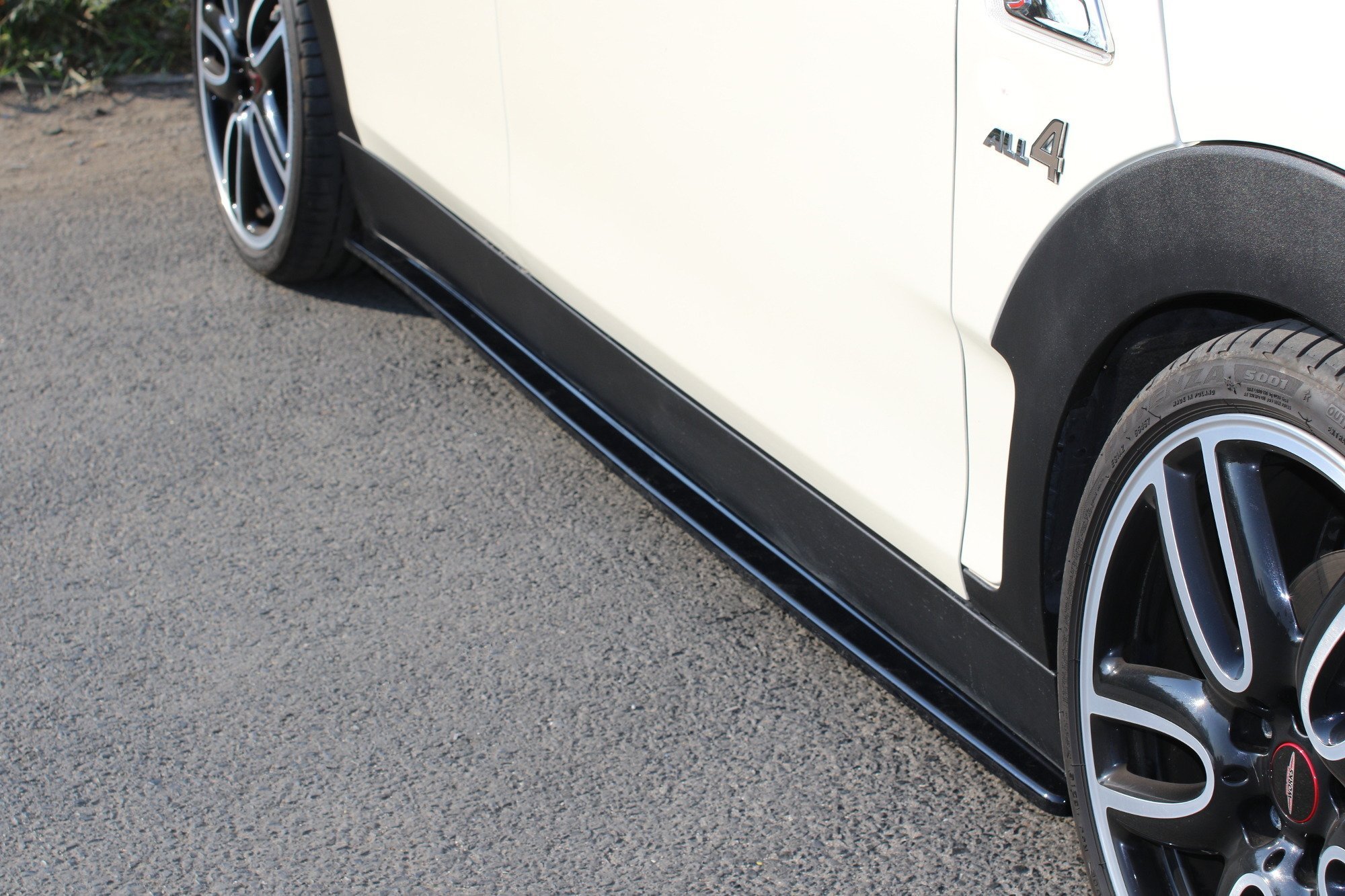 Seitenschweller Ansatz für MINI CLUBMAN S MK2 F54 JCW schwarz Hochglanz