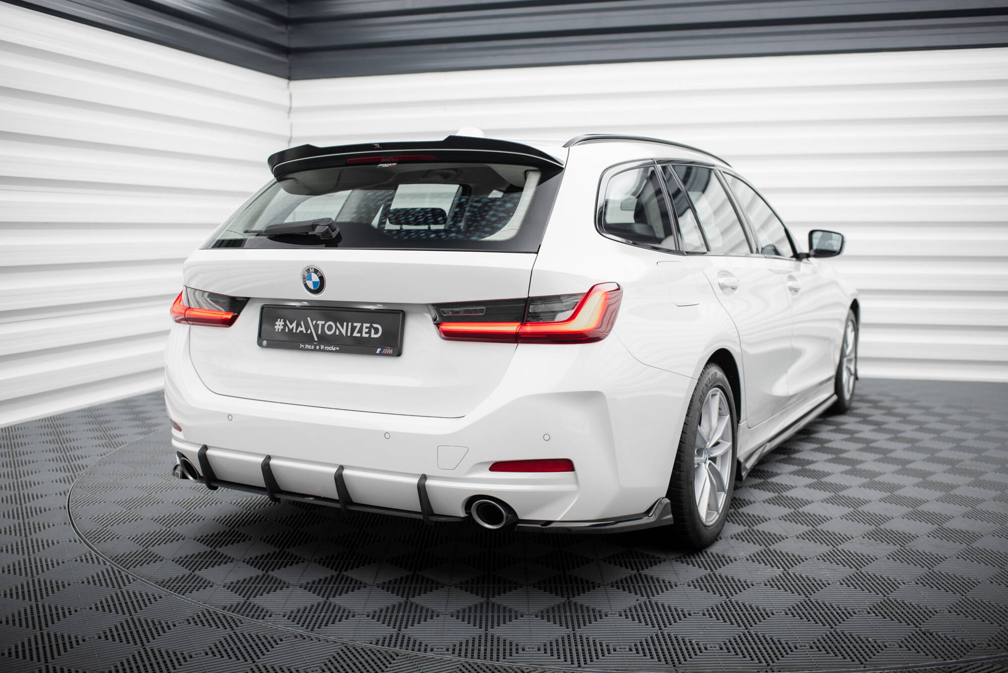 Street Pro Heckschürze Heck Ansatz Diffusor passend für BMW 3er Limousine / Touring G20 / G21 FL