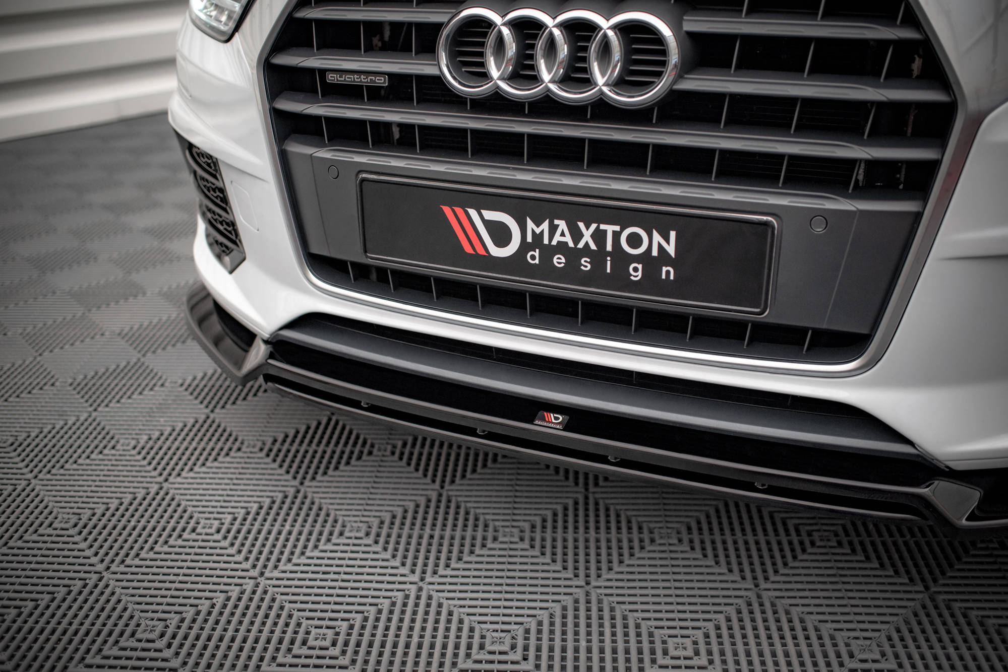 Street+ Spoilerlippe Front Ansatz V.2 passend für Audi Q3 Sport 8U FL schwarz Hochglanz