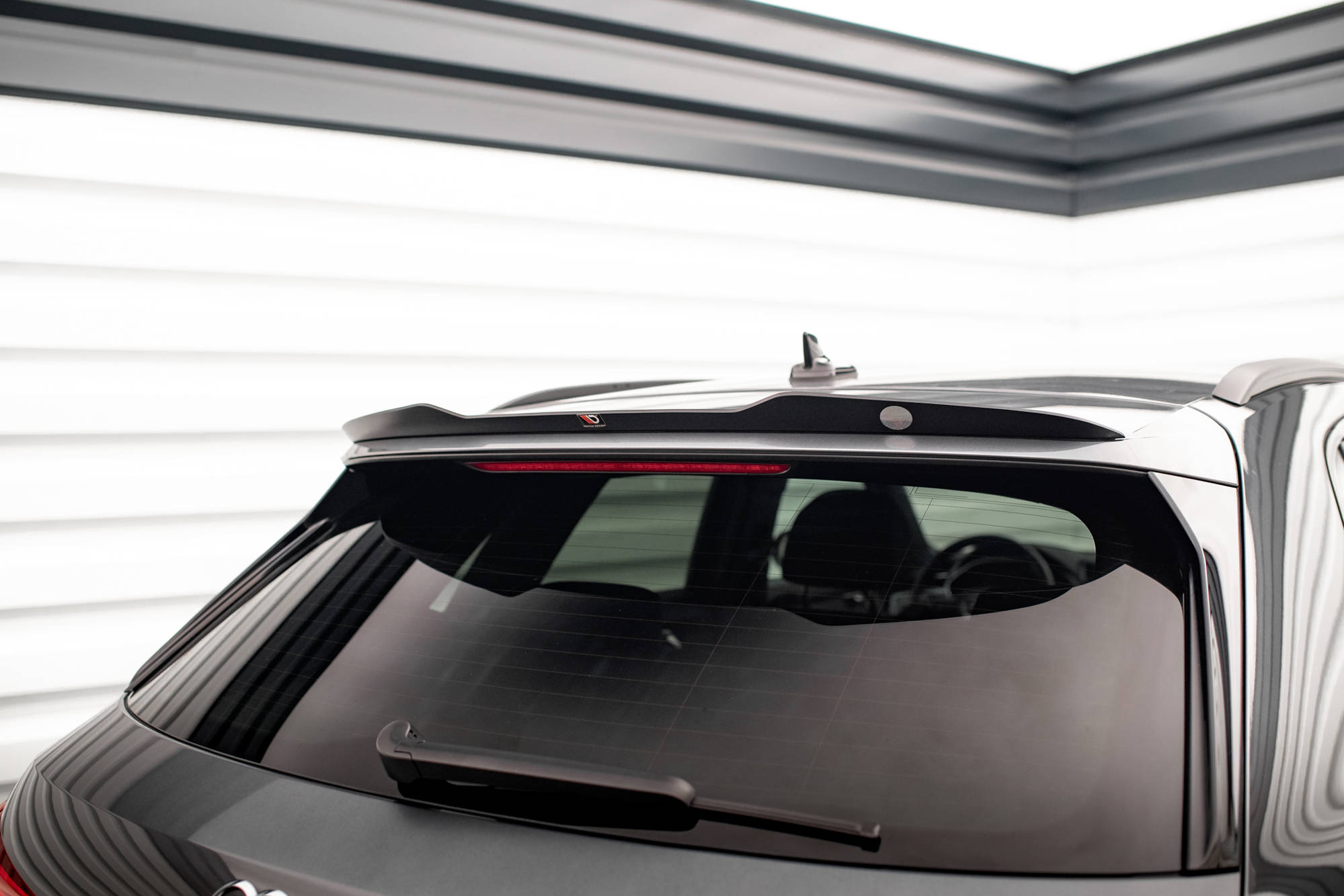 Heck Spoiler Aufsatz Abrisskante passend für Audi Q3 S-Line SUV F3 schwarz Hochglanz