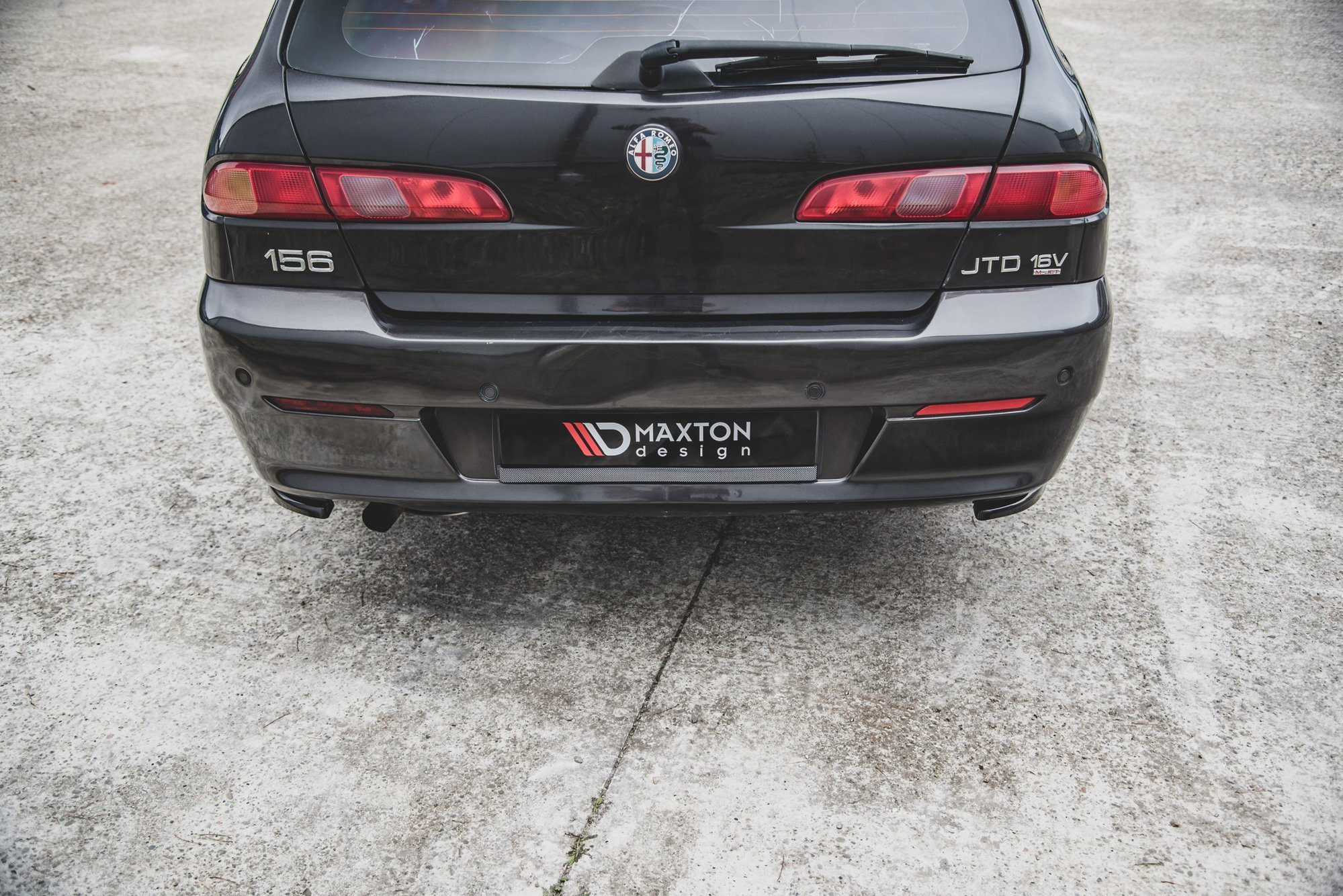 Heck Ansatz Flaps Diffusor für Alfa Romeo 156 SW Facelift schwarz Hochglanz