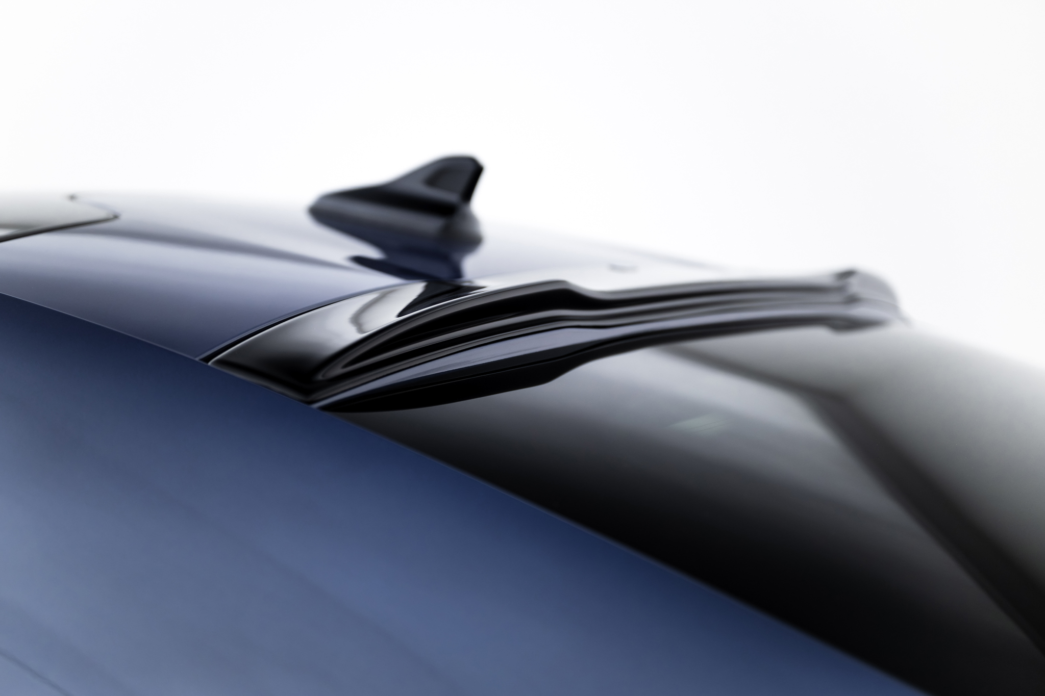 Heckscheiben Spoiler passend für CUPRA Tavascan Mk1 schwarz Hochglanz