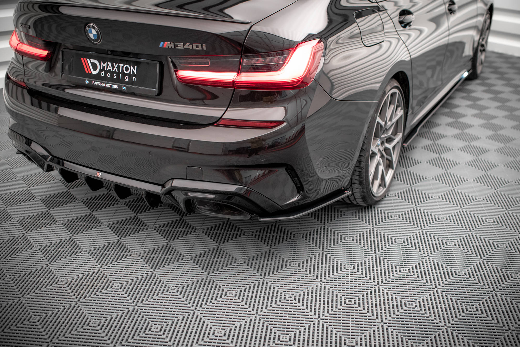 Street Pro Heck Ansatz Flaps V.2 passend für BMW 3er M-Paket G20 / G21 rot