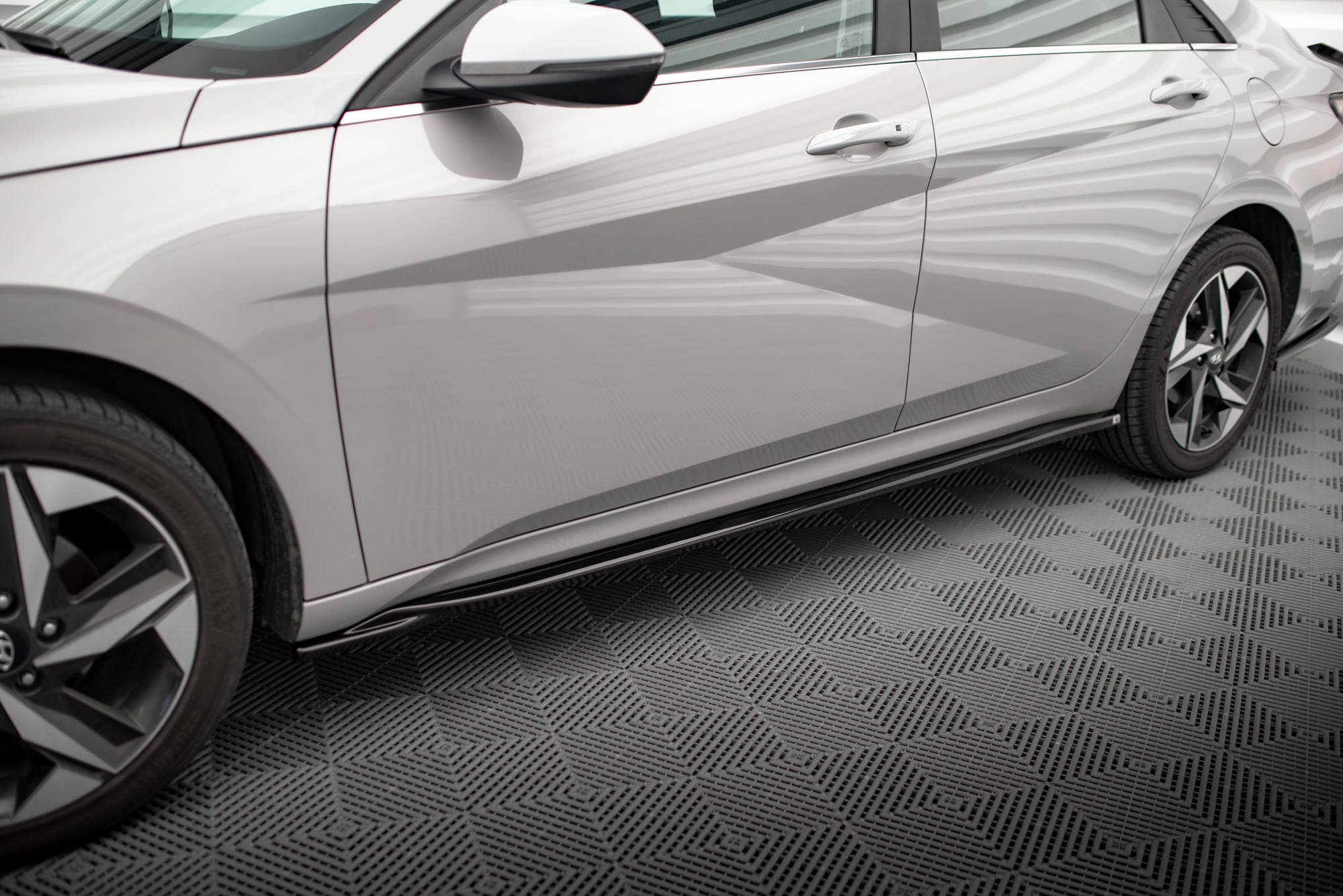 Street+ Seitenschweller Leisten passend für Hyundai Elantra Mk7 schwarz Hochglanz