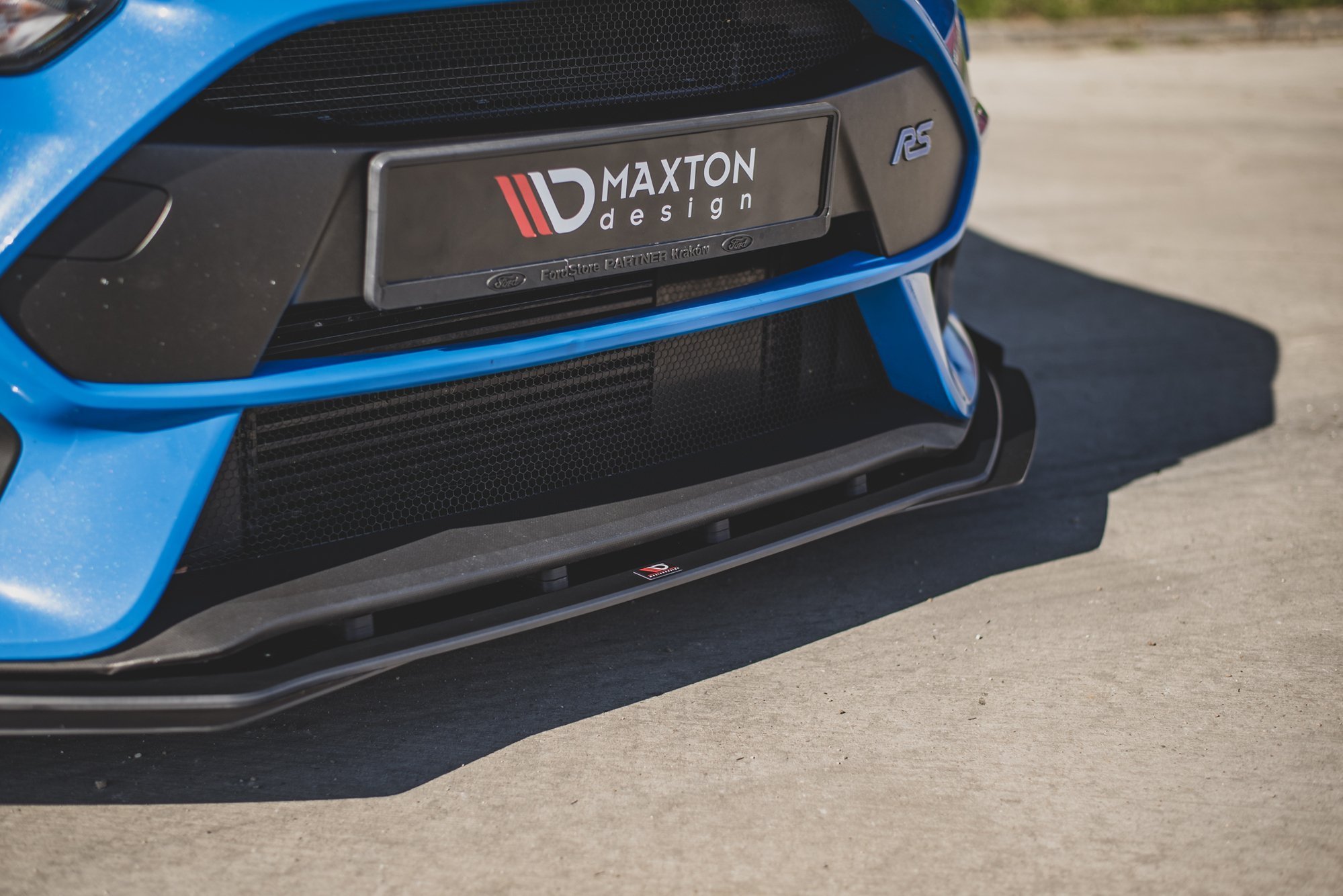 Street Pro Spoilerlippe Front Ansatz + Flaps passend für Ford Focus RS Mk3 rot+ Hochglanz Flaps