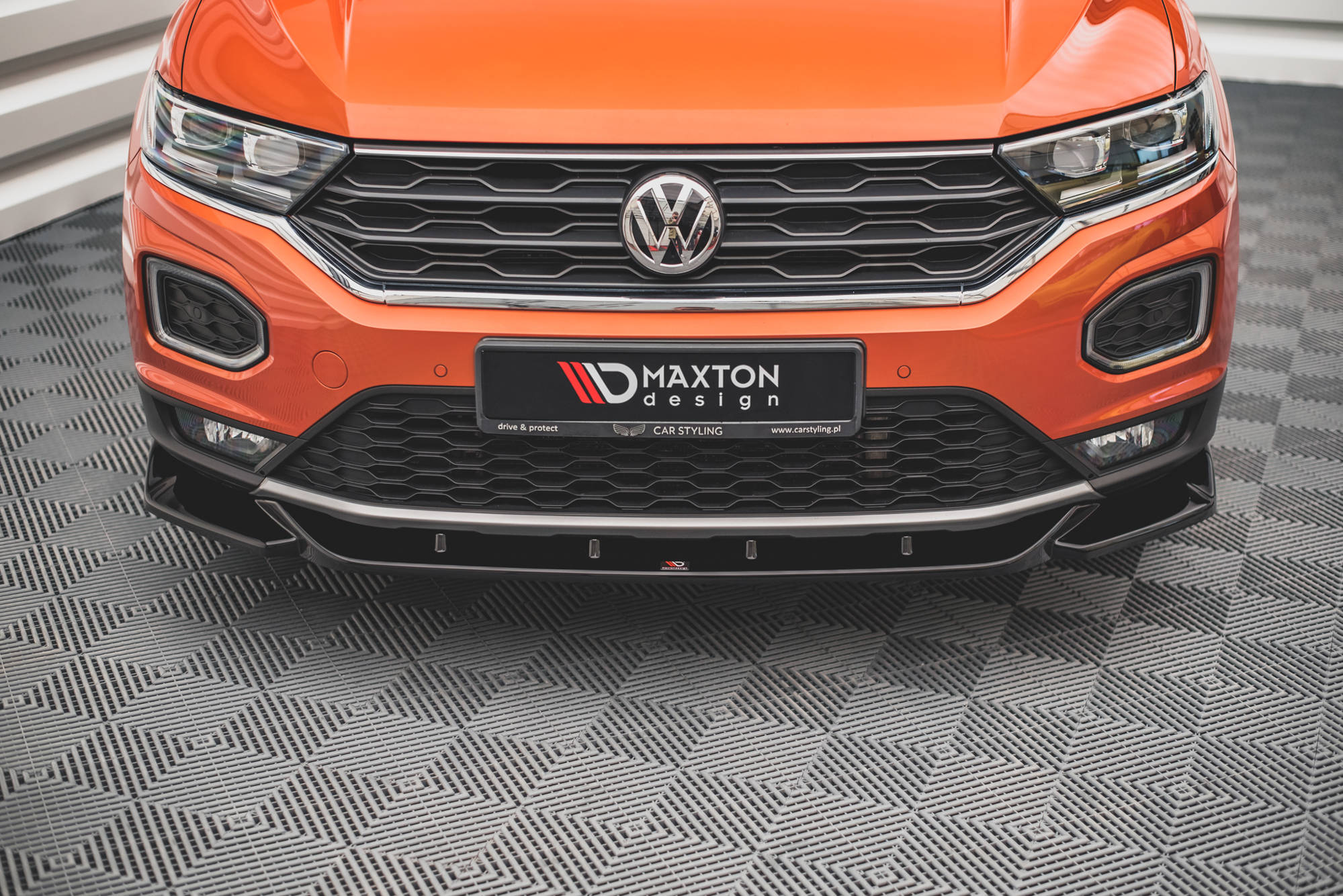 Street+ Spoilerlippe Front Ansatz V.1 passend für VW T-Roc Mk1 schwarz Hochglanz