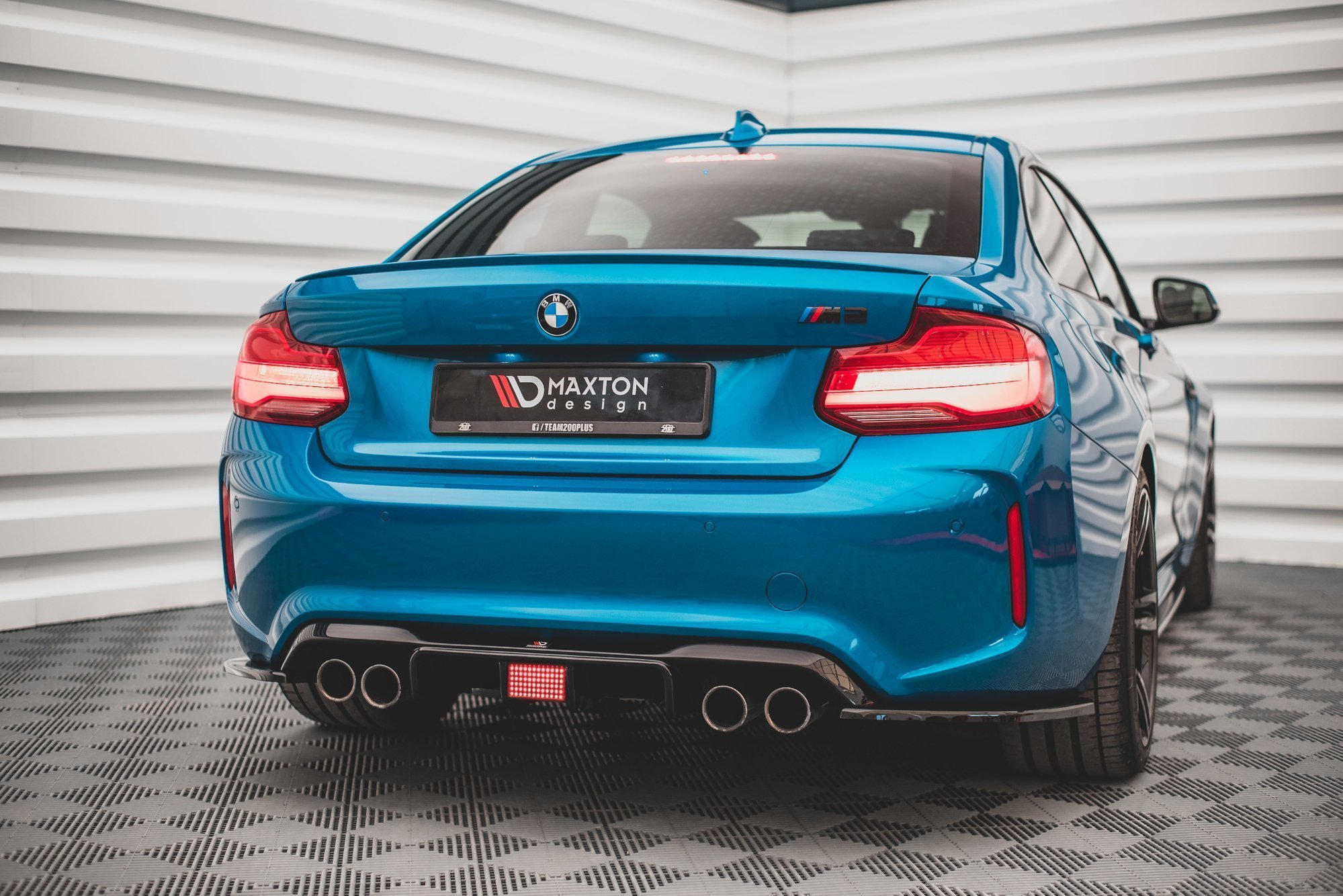 Street+ Heck Ansatz Diffusor passend für BMW M2 F87 schwarz Hochglanz