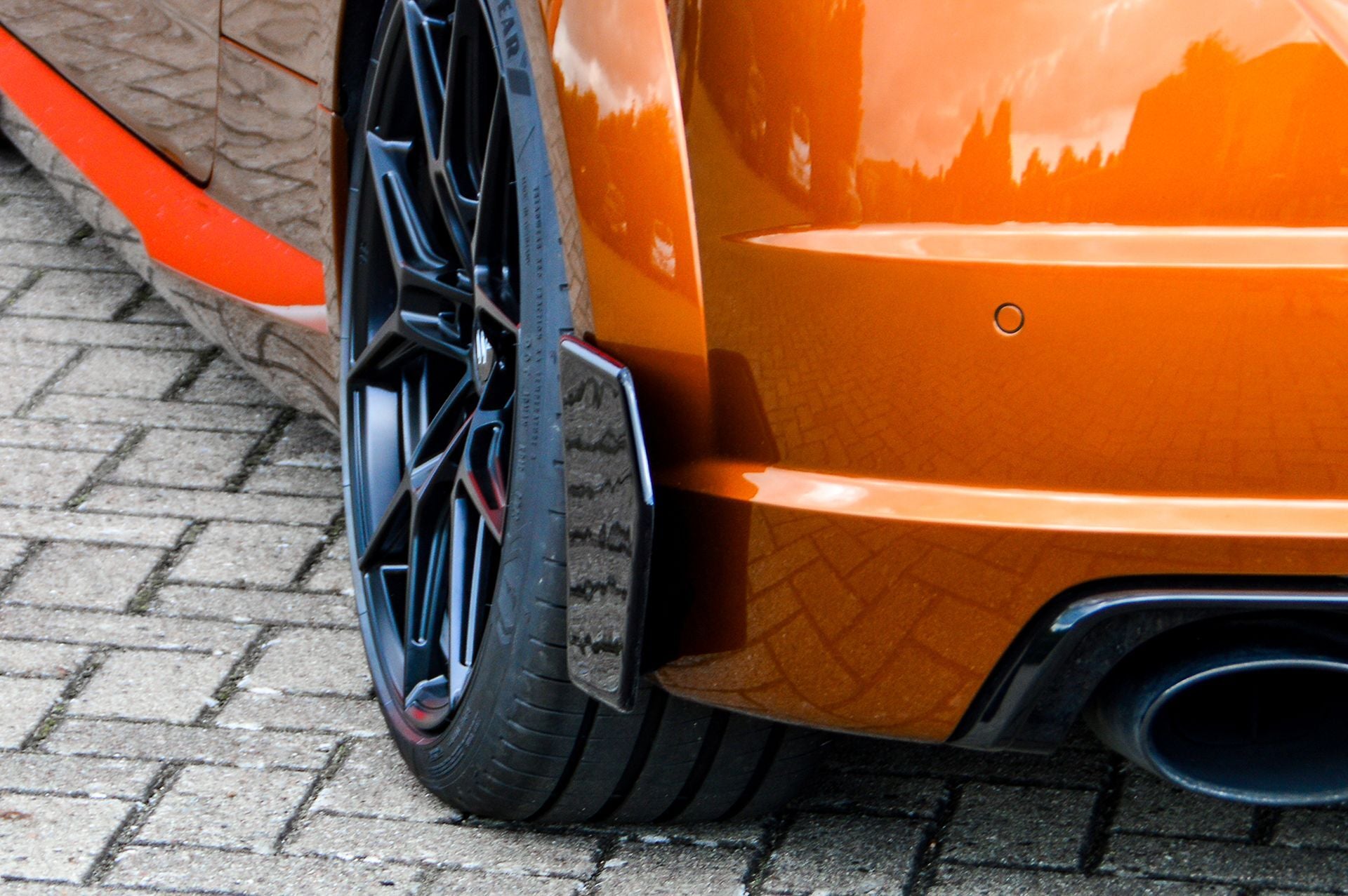 Hintere Seiten Flaps Flicks Satz aus ABS Kunststoff für Audi TT TTS TTRS 8S (Schwarz Matt)