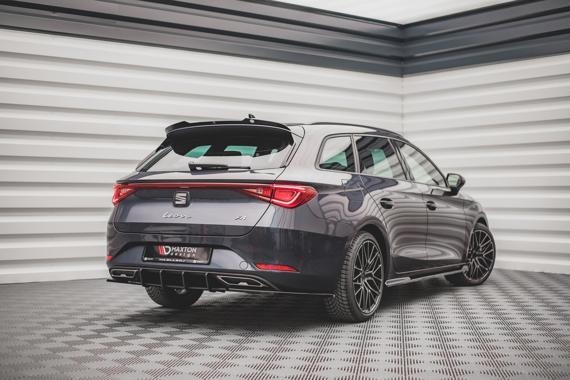 Street Pro Heckschürze Heck Ansatz Diffusor passend für Seat Leon FR ST Mk4 rot