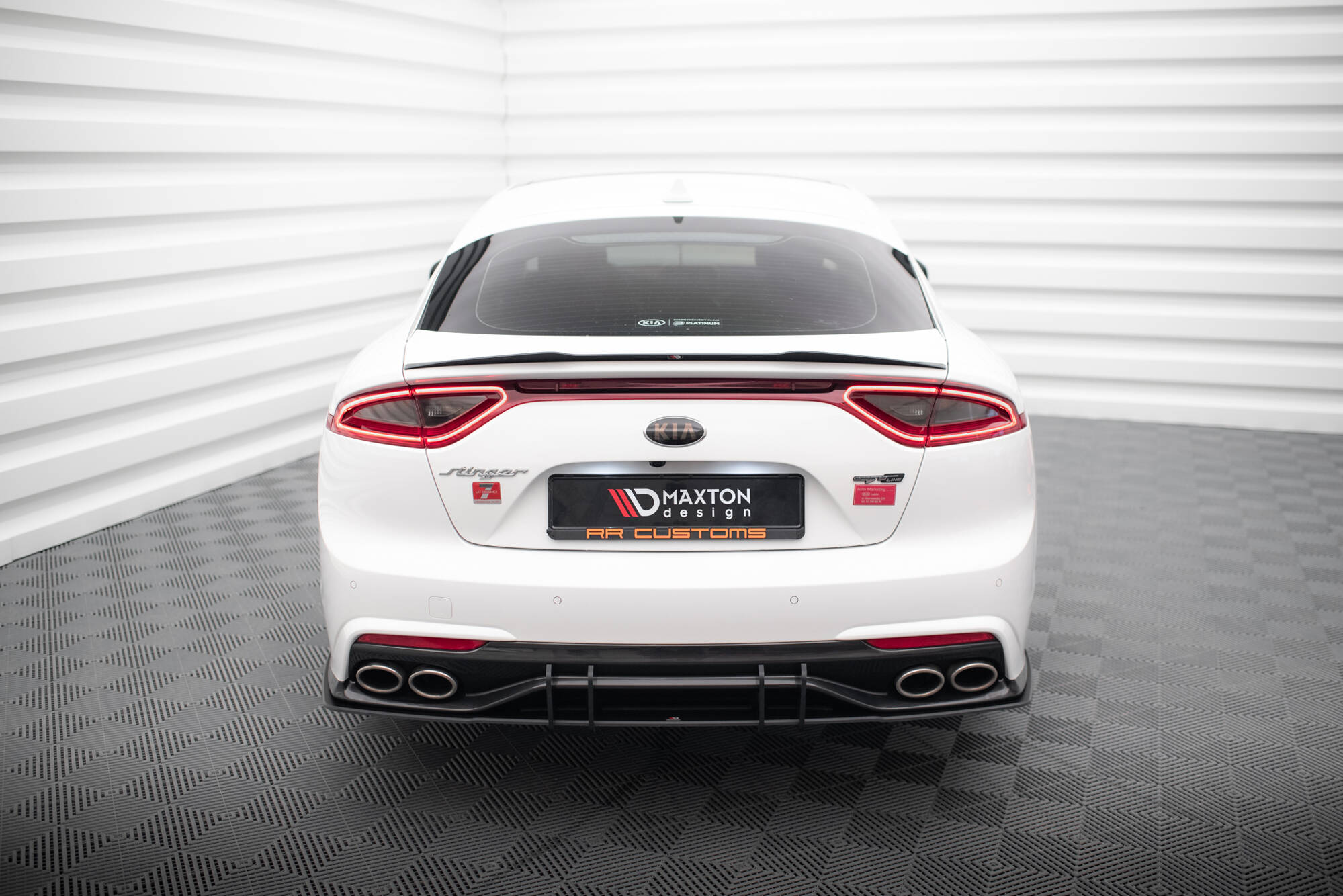 Street Pro Heckschürze Heck Ansatz Diffusor V.2 passend für Kia Stinger GT-Line Mk1 rot
