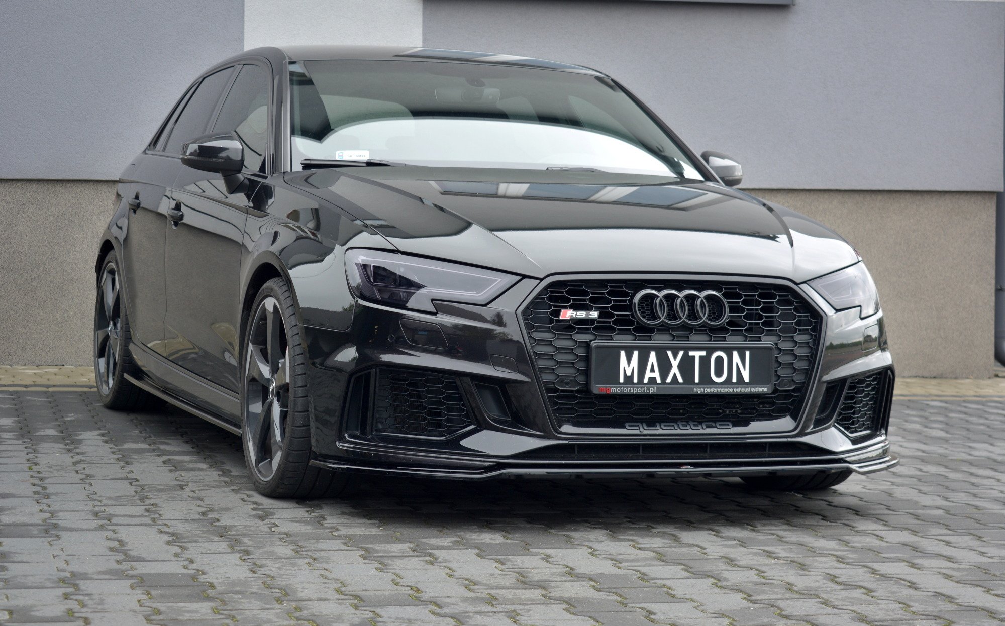 Front Ansatz V.2 für Audi RS3 Sportback 8V Facelift schwarz Hochglanz