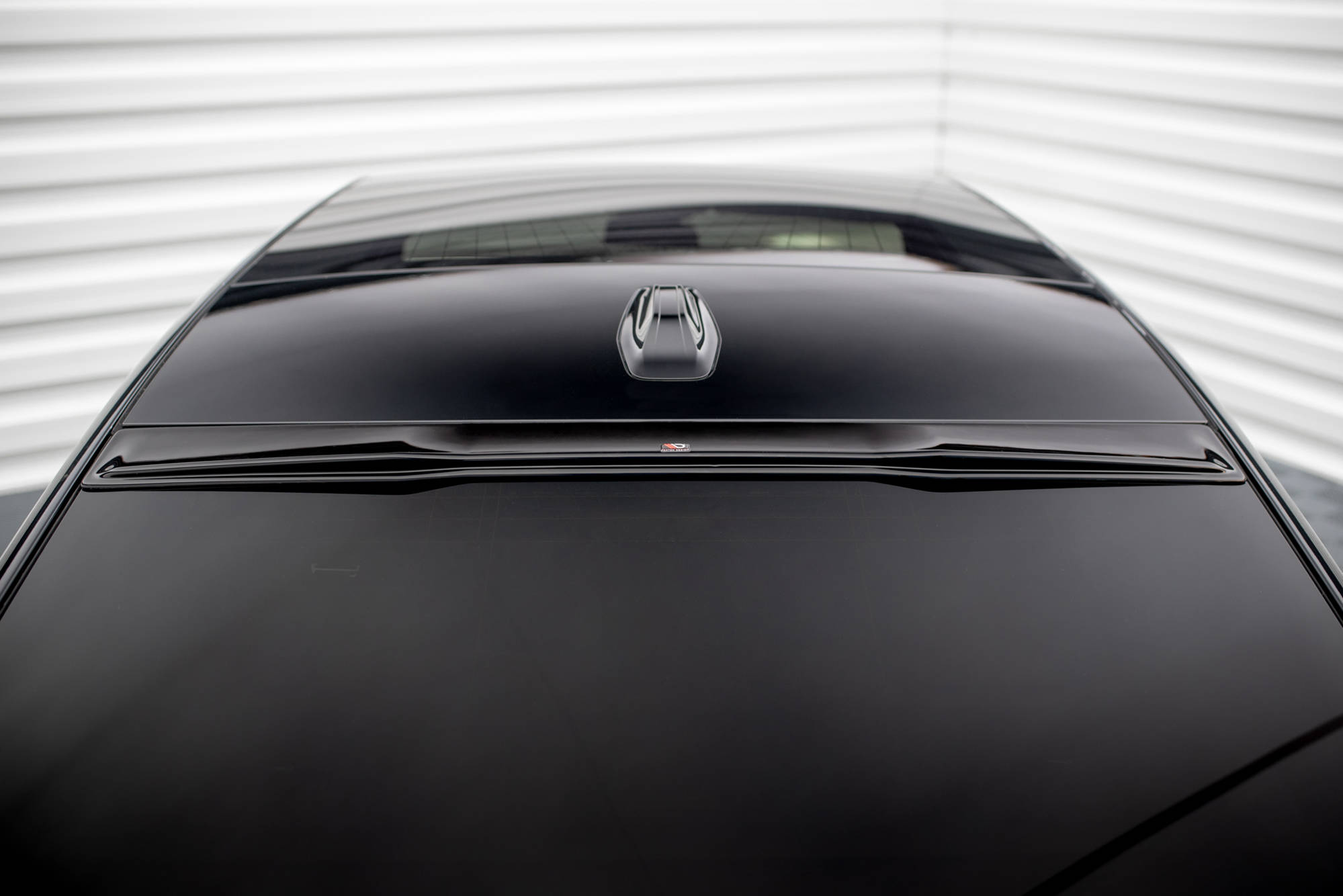 Heckscheiben Spoiler passend für BMW 7 G70 schwarz Hochglanz