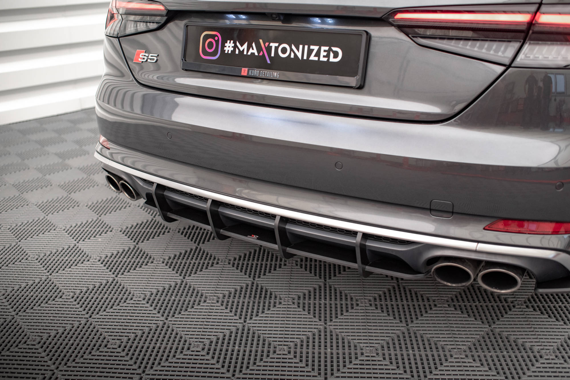 Street Pro Heckschürze Heck Ansatz Diffusor passend für Audi S5 Coupe / Sportback F5 rot