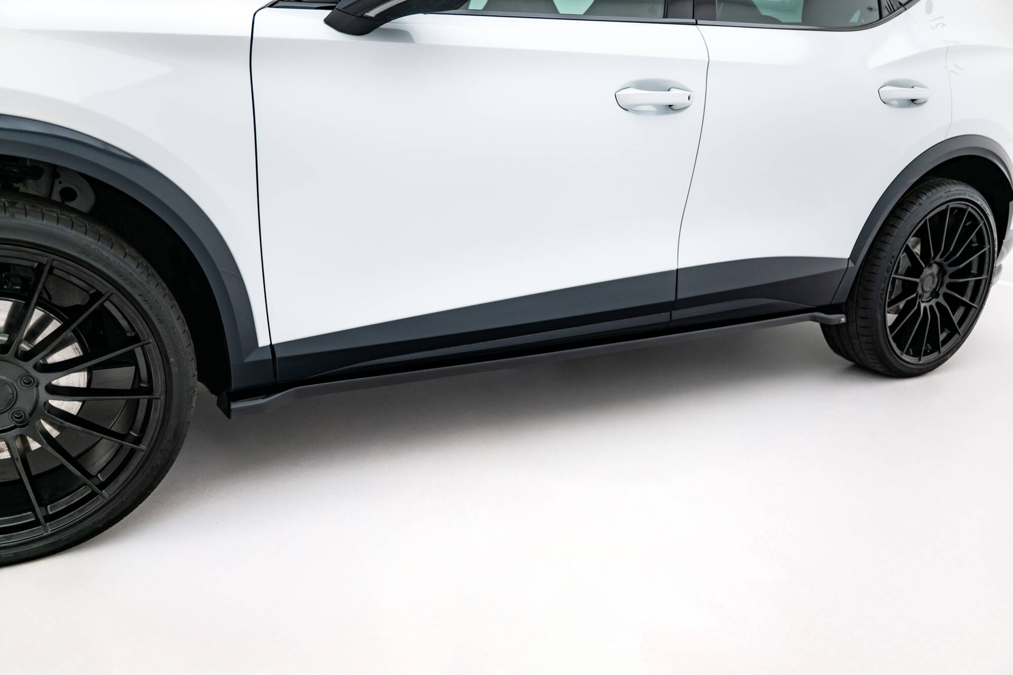 Seitenschweller Ansatz Paar V.2 passend für CUPRA Formentor Mk1 FL schwarz Hochglanz