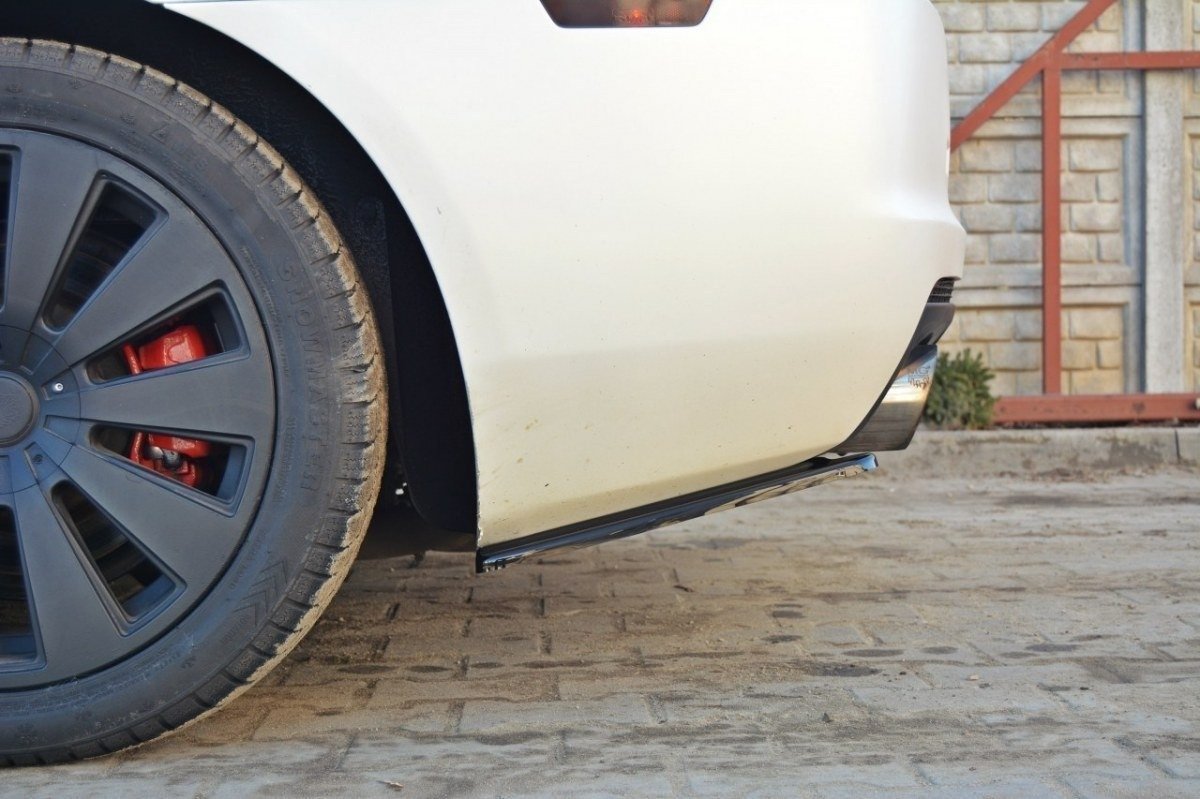 Heck Ansatz Flaps Diffusor für Chevrolet Camaro SS / Standard Mk5 schwarz Hochglanz