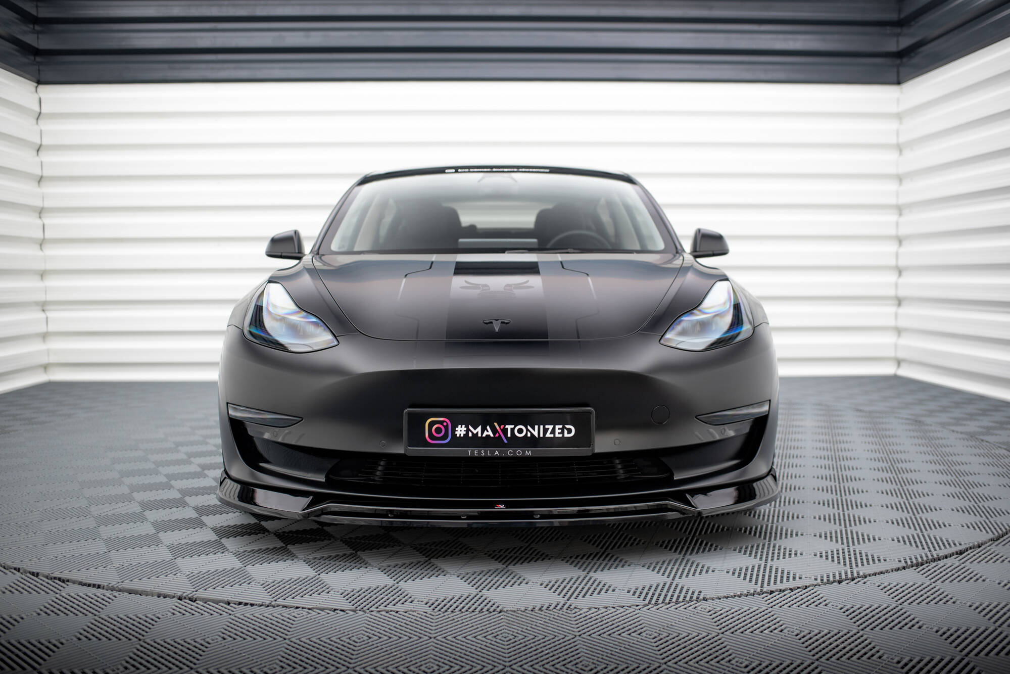 Frontlippe V.3 passend für Tesla Model 3 schwarz Hochglanz