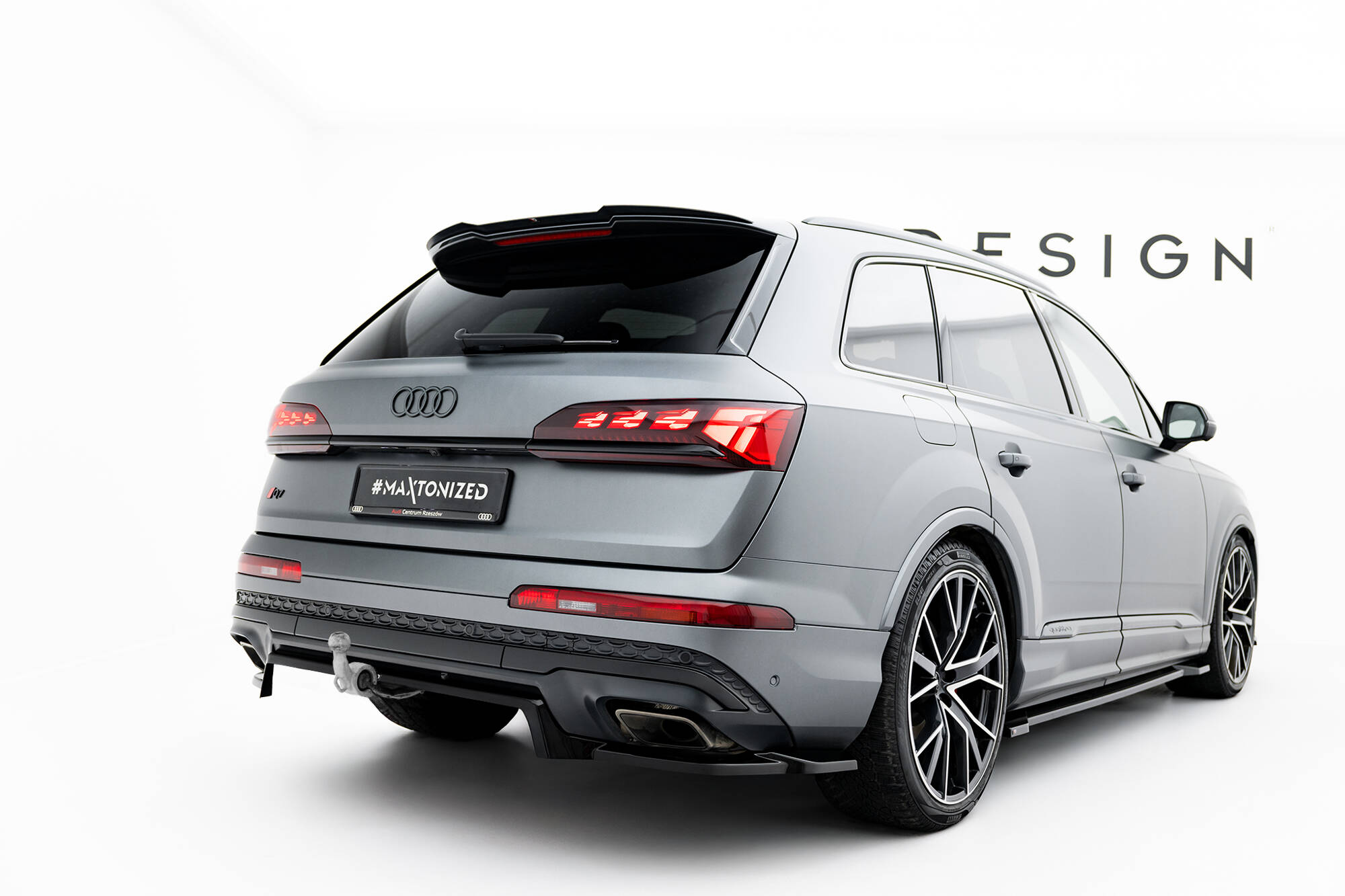 Street+ Mittlerer Diffusor RACE Heck Ansatz passend für Audi Q7 S-Line Mk2 FL 2 schwarz Hochglanz