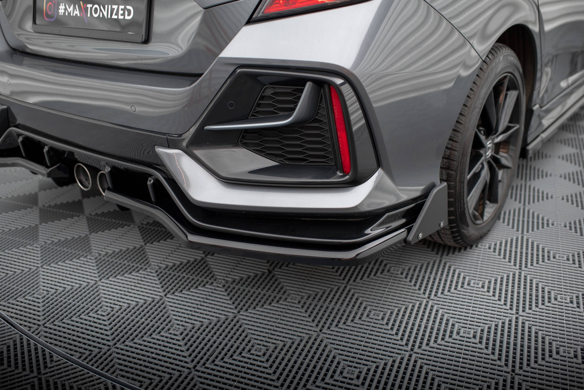 Street+ Mittlerer Diffusor RACE Heck Ansatz V.1 + Flaps passend für Honda Civic Sport Mk 10 FL
