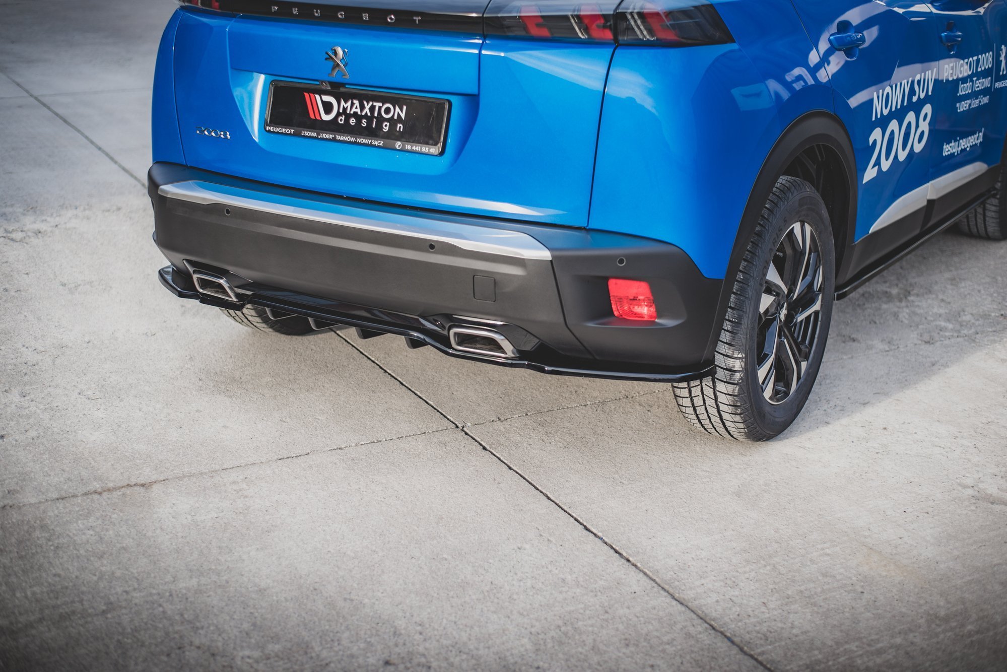 Street+ Mittlerer Diffusor RACE Heck Ansatz passend für Peugeot 2008 Mk2 schwarz Hochglanz