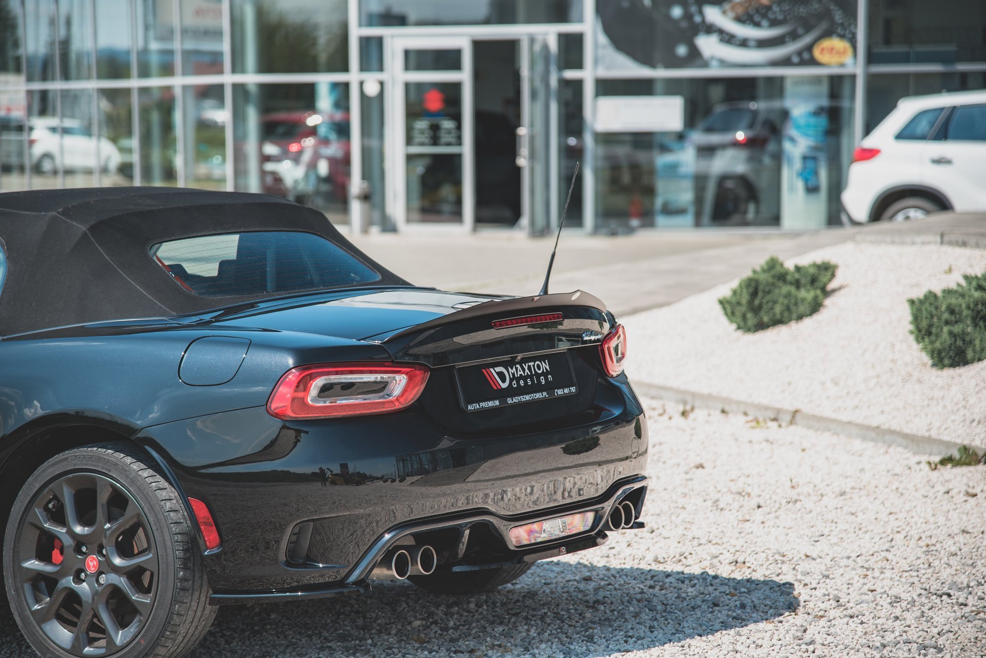Heckspoiler Lippe passend für ABARTH 124 Spider schwarz Hochglanz