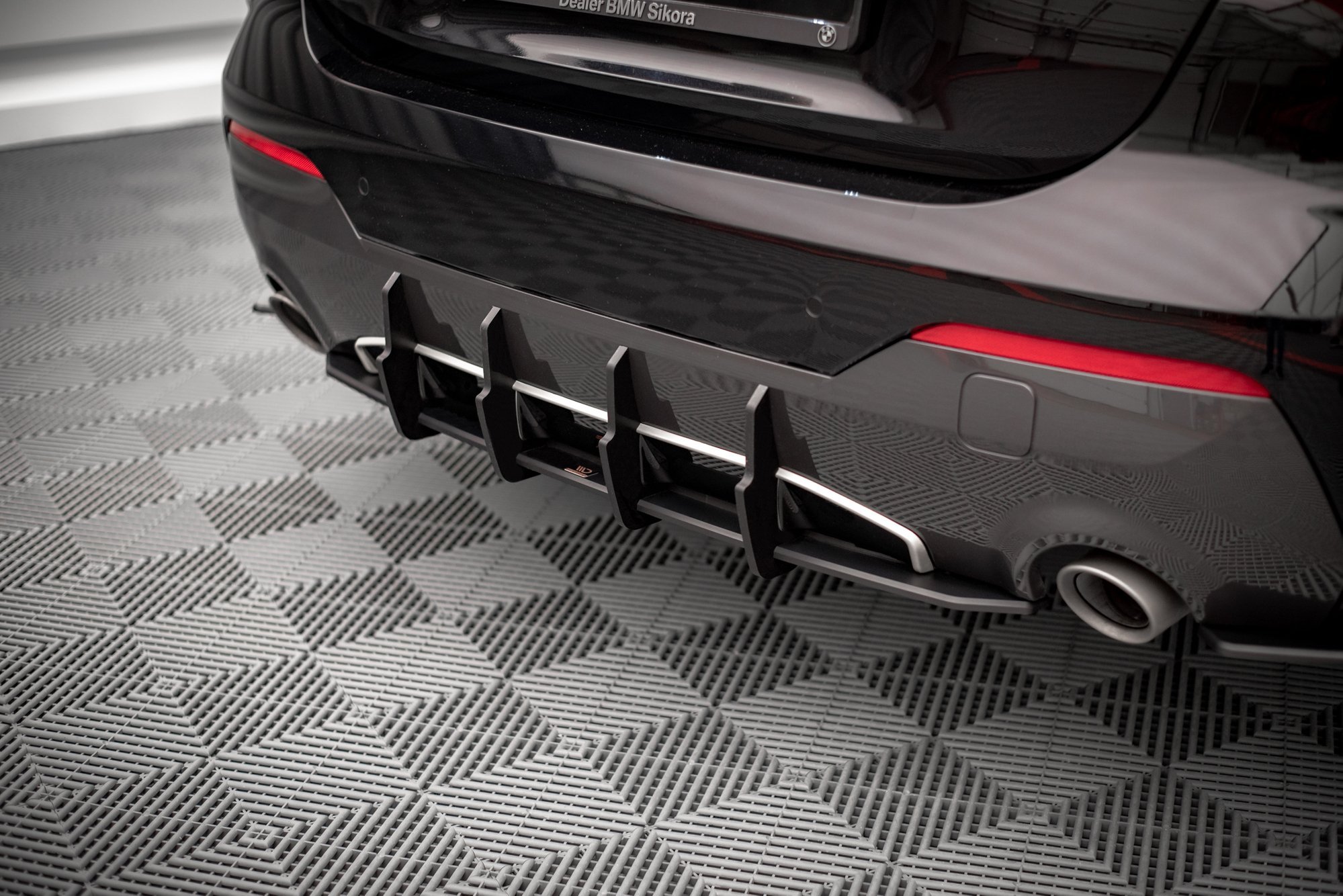 Street Pro Heckschürze Heck Ansatz Diffusor passend für BMW 4er M-Paket G22 schwarz-rot
