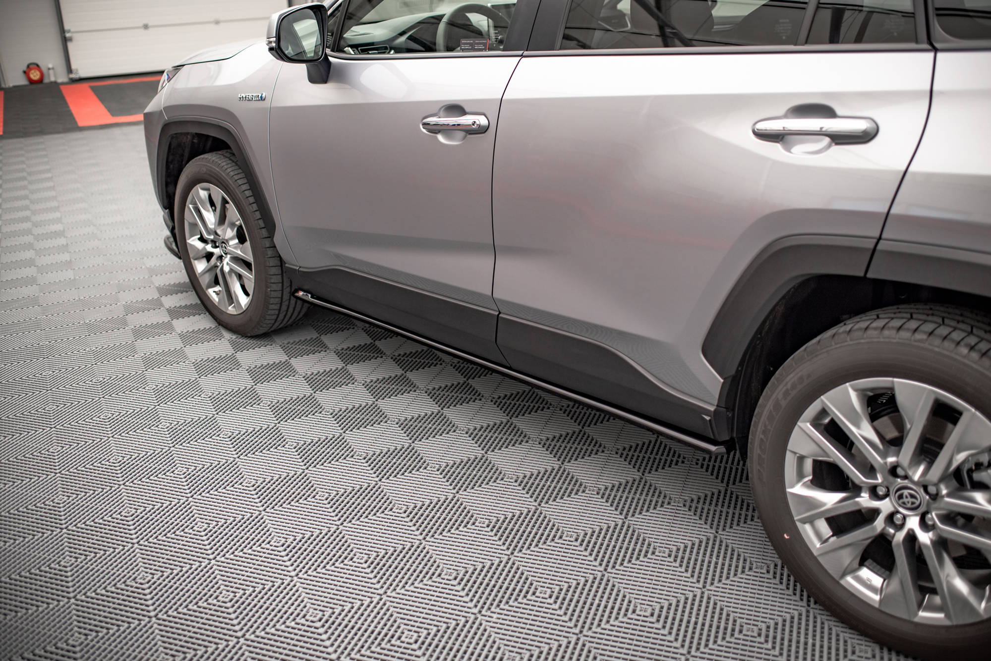 Street+ Seitenschweller Leisten passend für Toyota RAV4 Mk5 schwarz Hochglanz