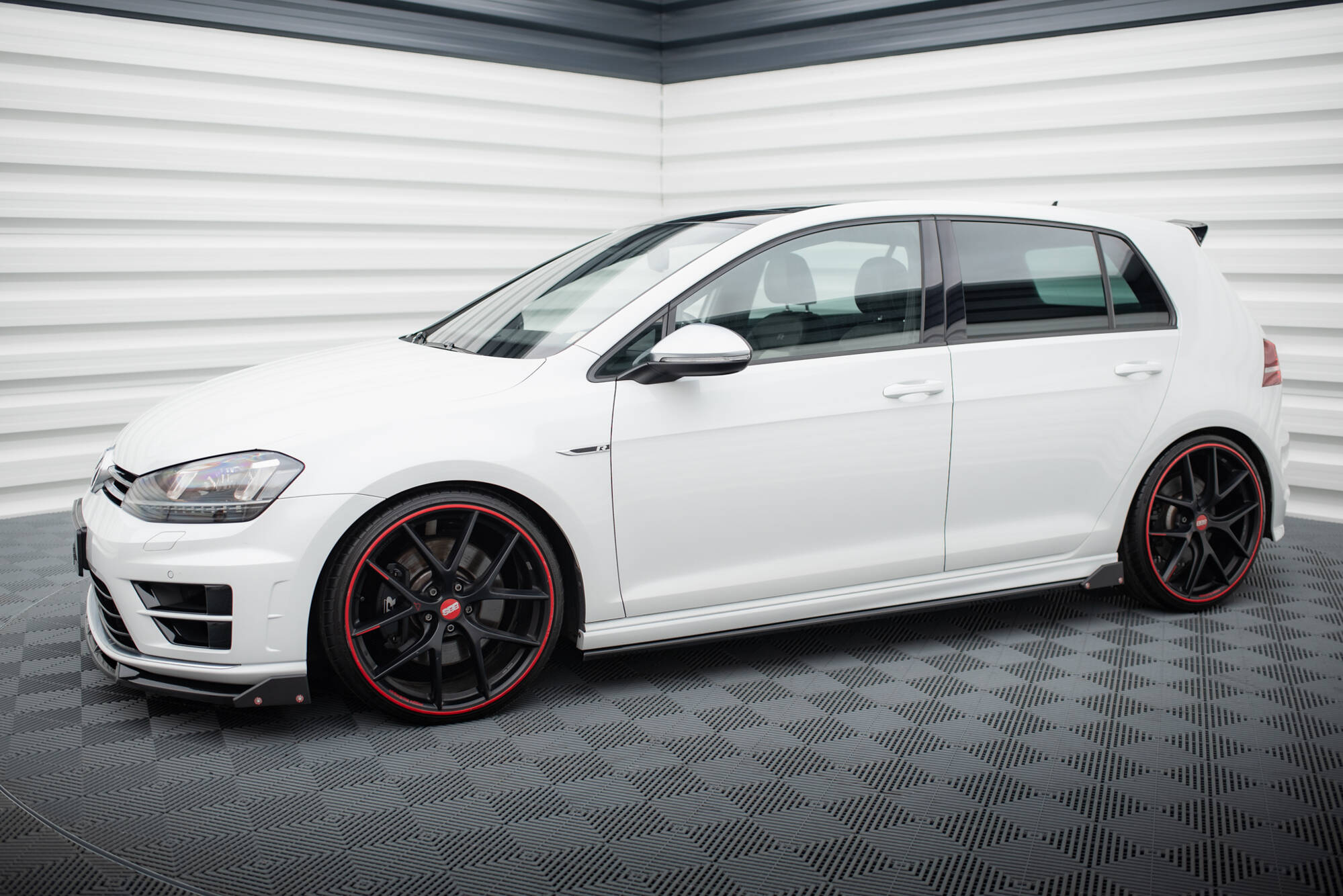 Street+ Seitenschweller Leisten V.3 + Flaps passend für VW Golf R / R-Line Mk7