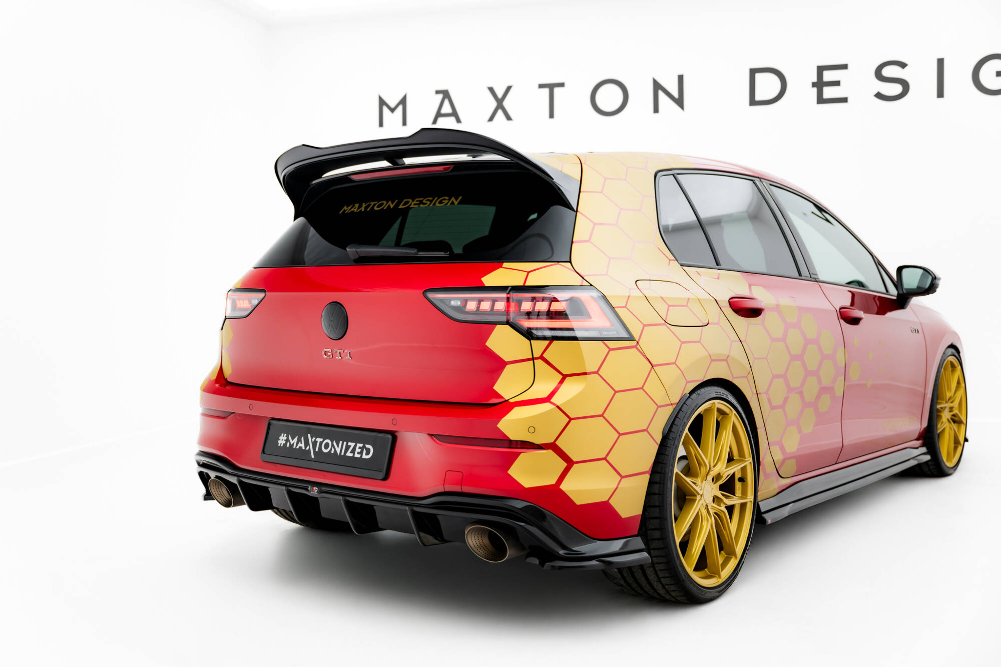 Street+ Heck Ansatz Flaps V.3 passend für VW Golf GTI Clubsport Mk8 FL schwarz Hochglanz
