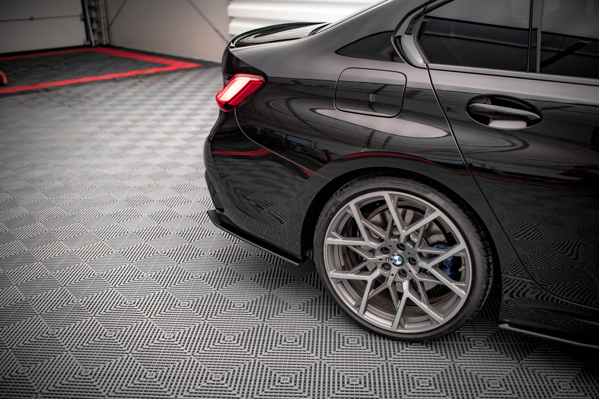 Street Pro Heck Ansatz Flaps V.1 passend für BMW 3er M-Paket G20 / G21 rot