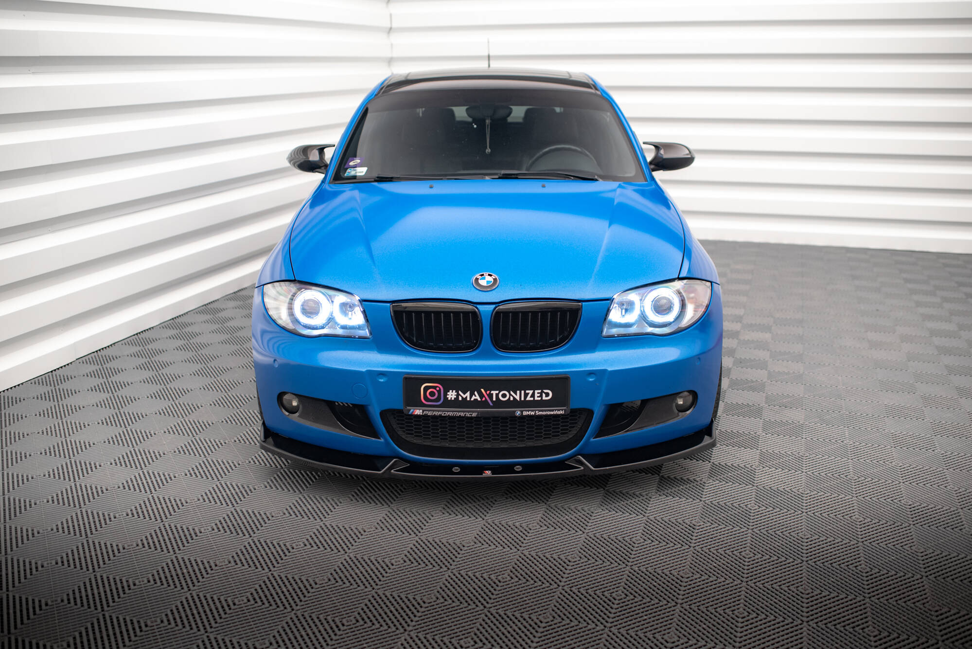 Street+ Spoilerlippe Front Ansatz V.2 passend für BMW 1er M-Paket E87 / E81 FL schwarz Hochglanz