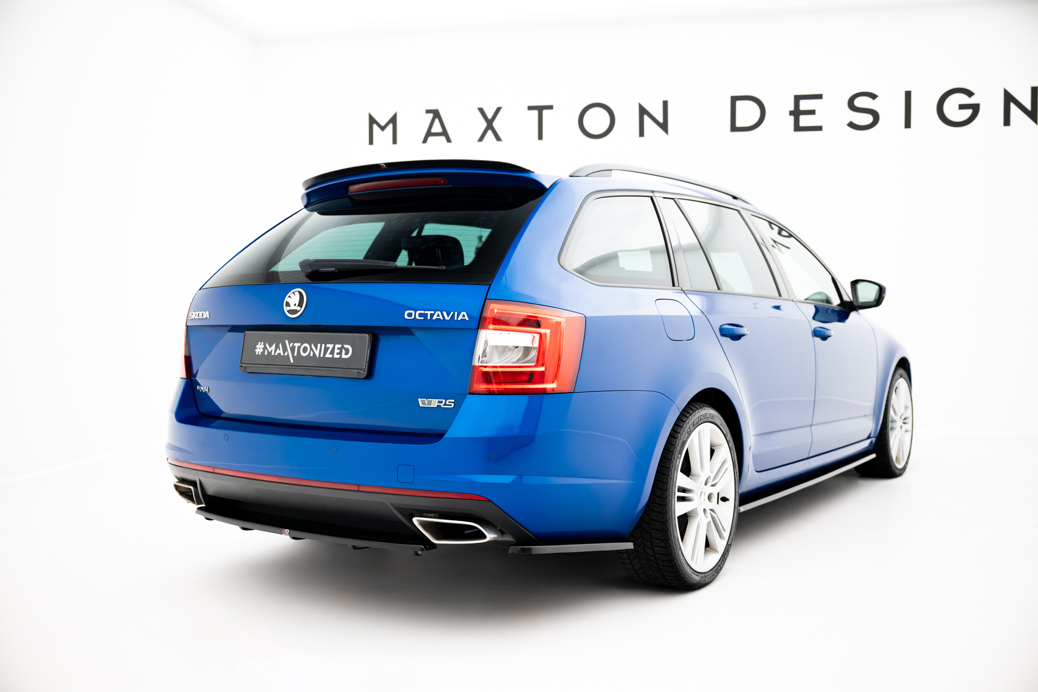 Heckansatz Skoda Octavia RS Mk3 / Mk3 FL Hatchback / Kombi schwarz Hochglanz