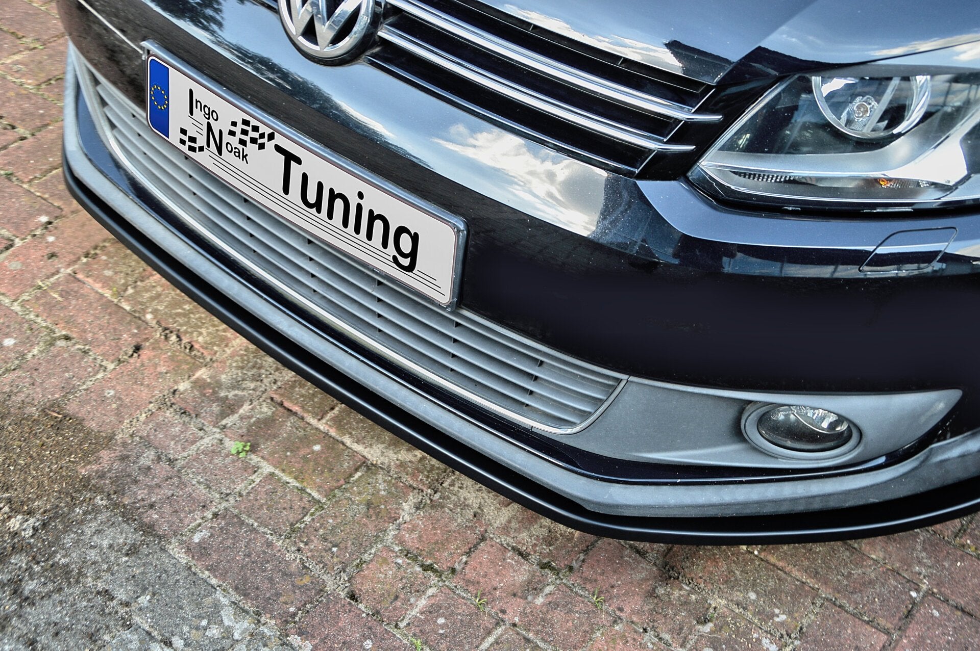 CUP Frontspoilerlippe für VW Touran Facelift 1T GP2 (Schwarz Matt)