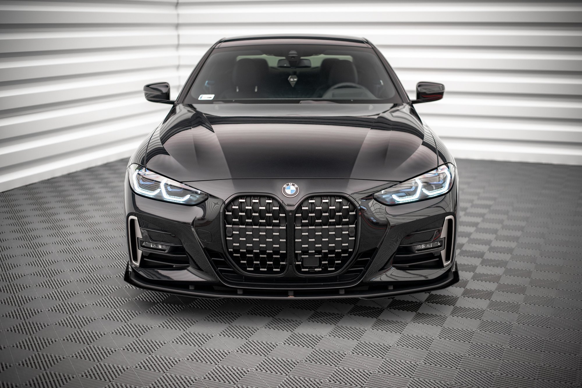 Street Pro Spoilerlippe Front Ansatz + Flaps passend für BMW 4er M-Paket / M440i G22 / G23 / G22 FL / G23 FL schwarz Hochglanz