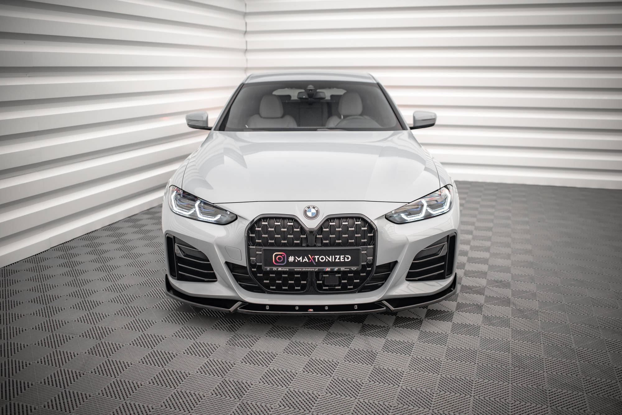 Street+ Spoilerlippe Front Ansatz V.2 passend für BMW 4er / i4 Gran Coupe M-Paket / M440i G26 schwarz Hochglanz