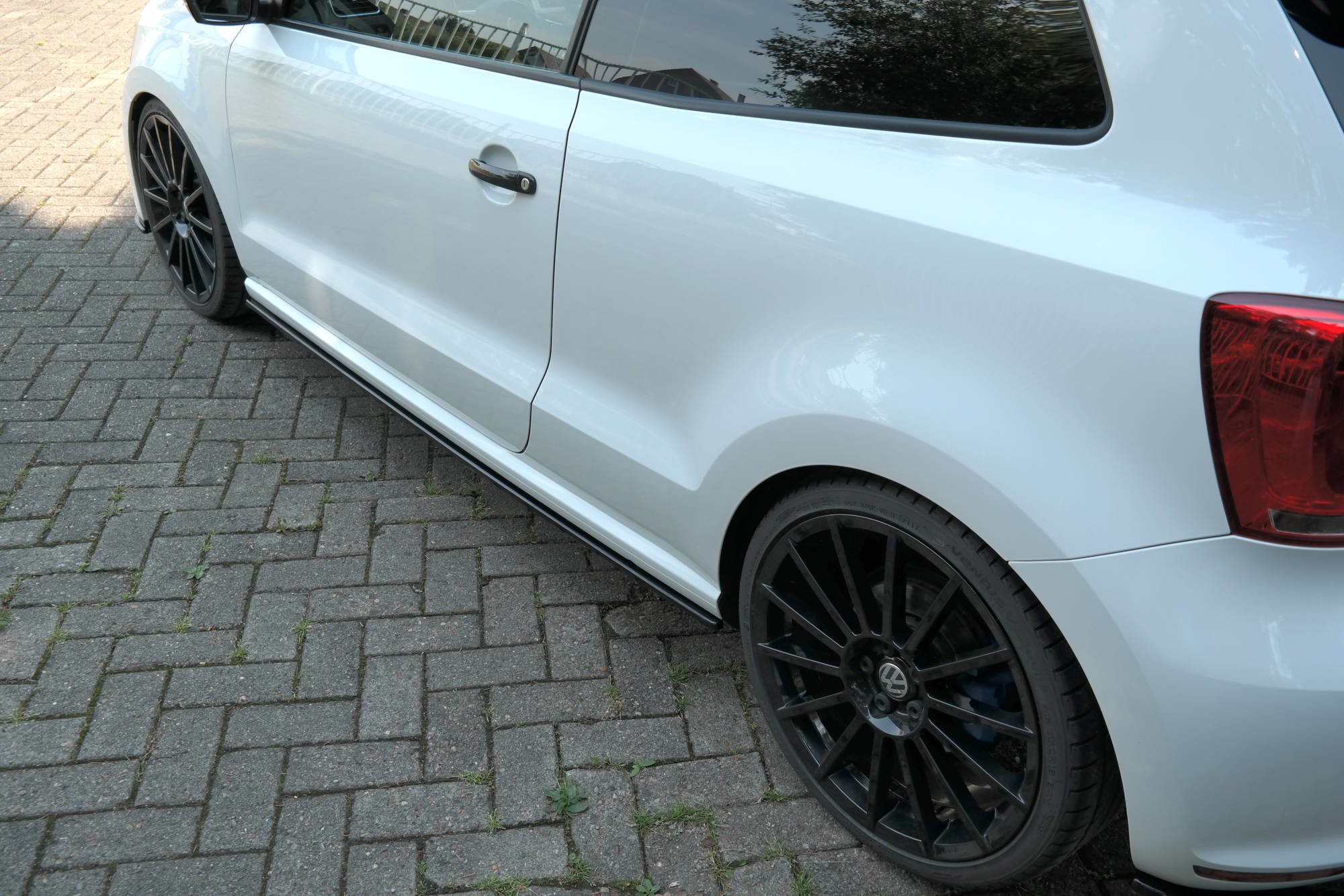 Street+ Seitenschweller Leisten passend für VW Polo WRC Mk5 schwarz Hochglanz