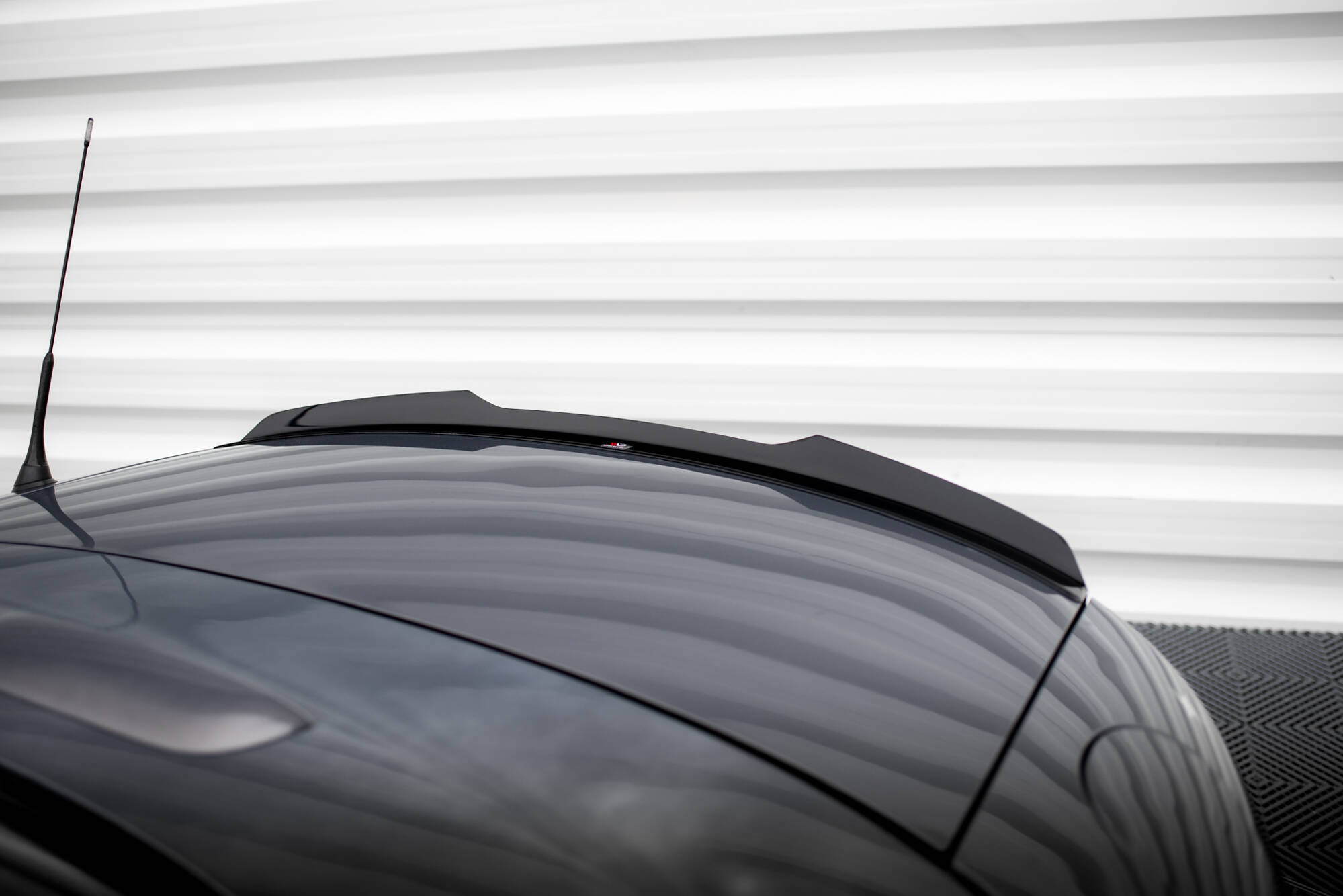Heck Spoiler Aufsatz Abrisskante passend für Mazda MX-5 Mk3 NC FL schwarz Hochglanz