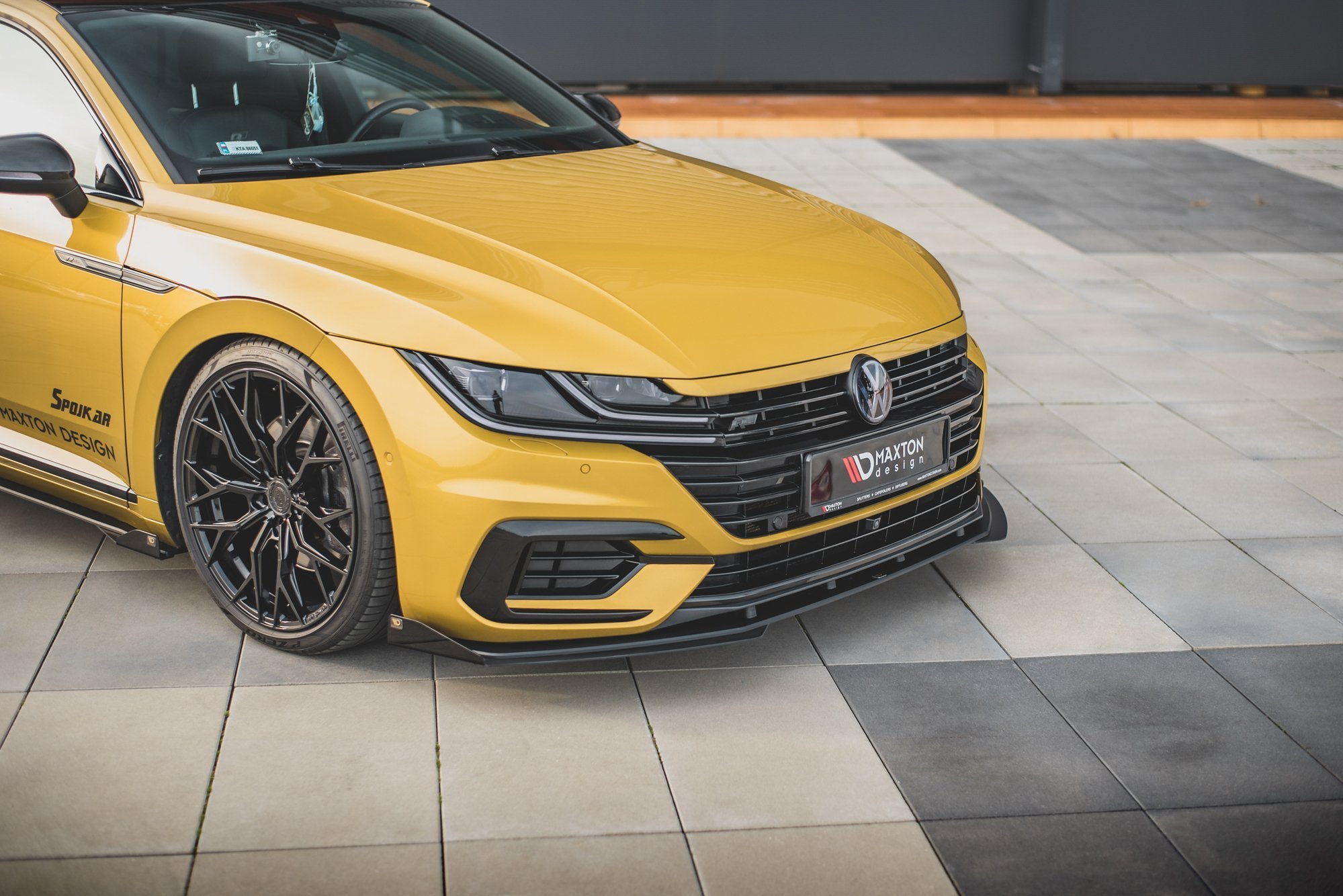 Street Pro Spoilerlippe Front Ansatz + Flaps passend für VW Arteon R-Line Limousine / Shooting Brake Mk1 schwarz Hochglanz