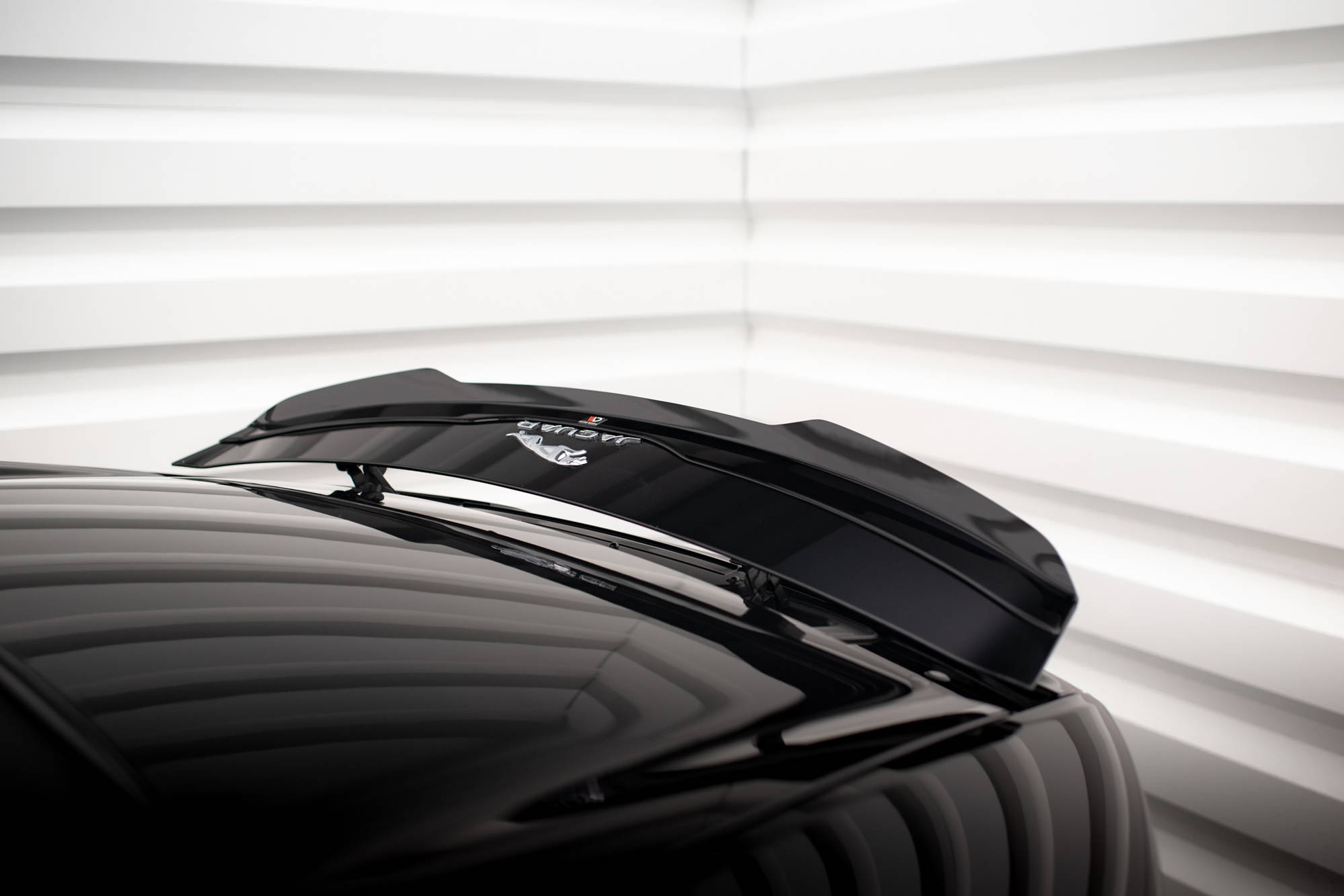 Heck Spoiler Aufsatz Abrisskante passend für Jaguar F-Type Mk1 FL schwarz Hochglanz