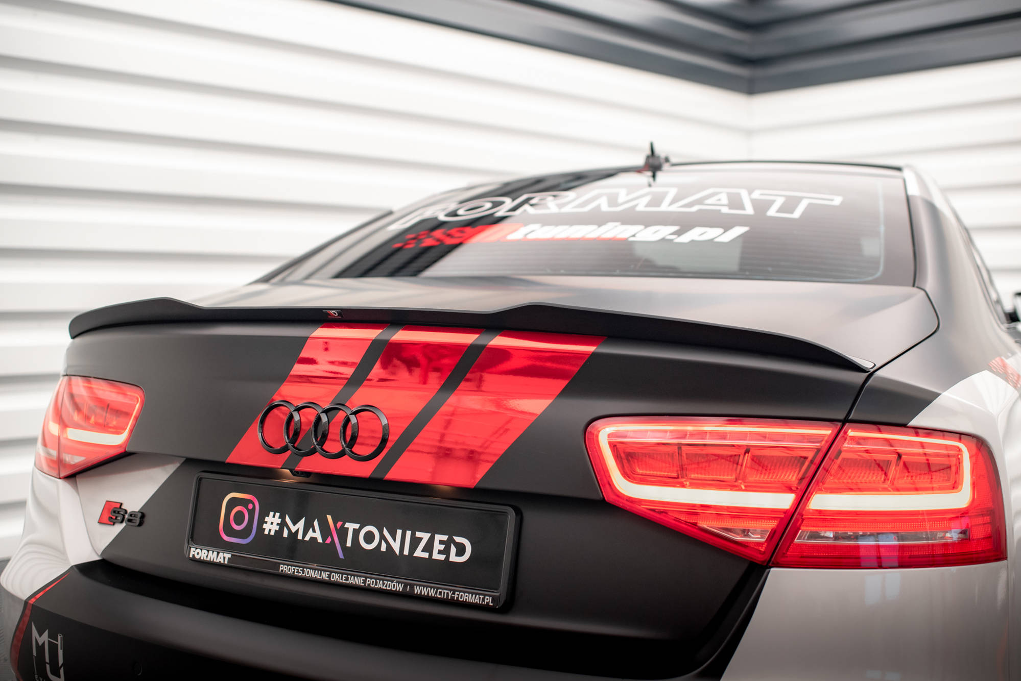 Heck Spoiler Aufsatz Abrisskante passend für Audi S8 D4 schwarz Hochglanz