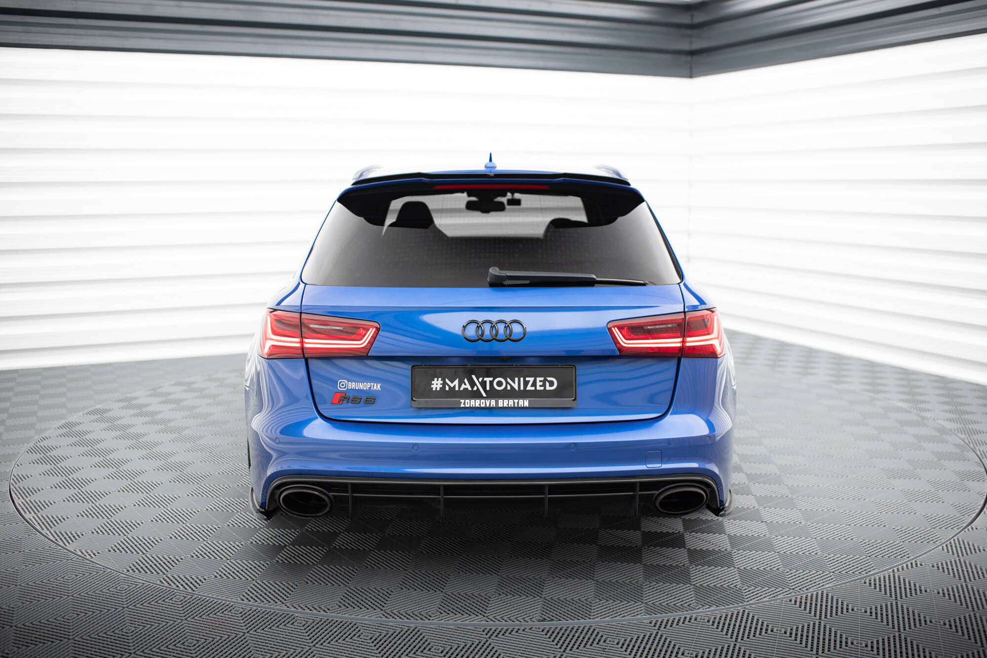 Heck Ansatz Flaps Diffusor für Audi Audi RS6 C7 / C7 Facelift schwarz Hochglanz