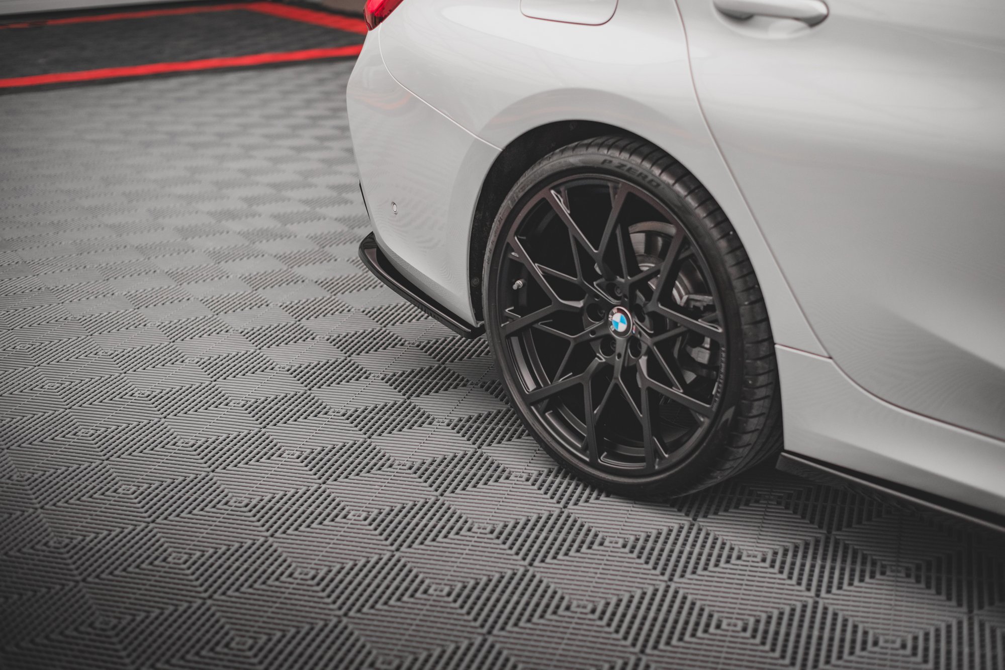 Street+ Heck Ansatz Flaps passend für BMW 3er G20 / G21 schwarz Hochglanz